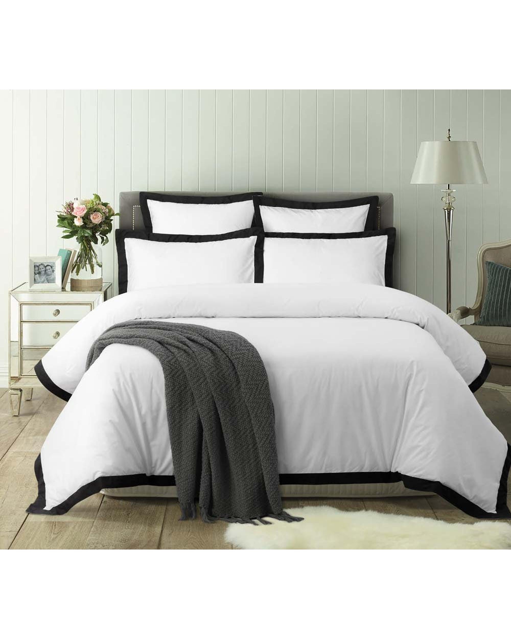 Accessorize Deluxe Hotel Quilt Cover Set WHITE/BLACK Big Bedding