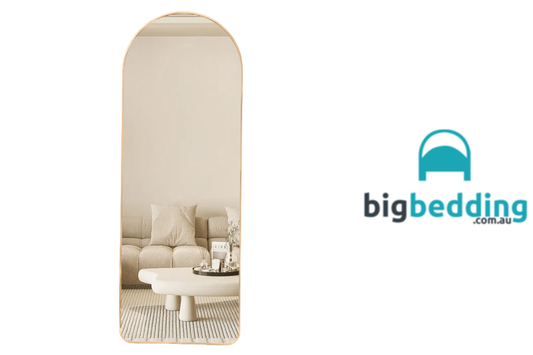 LED vs Regular Makeup Mirrors: Which One’s Better for You?