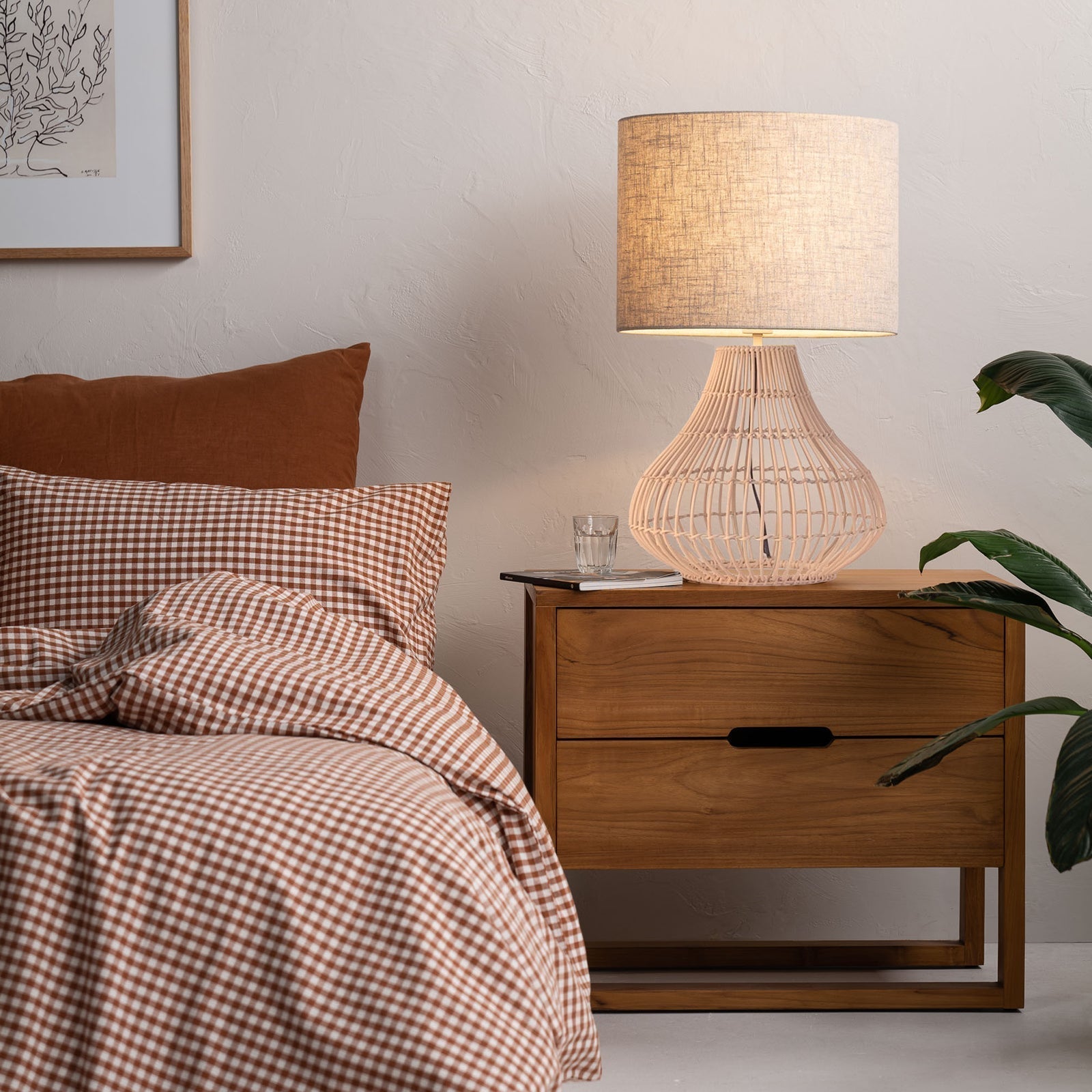Mayfield Lighting Mira Table Lamp