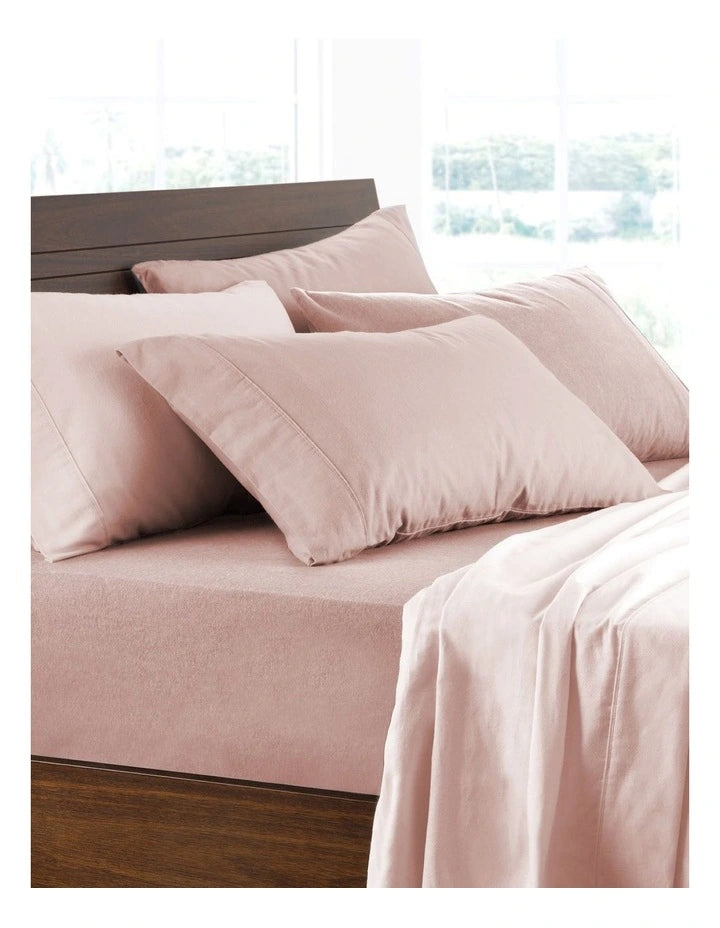 Logan & Mason PLAIN DYED FLANNELETTE SHEET SET - ROSE Logan & Mason