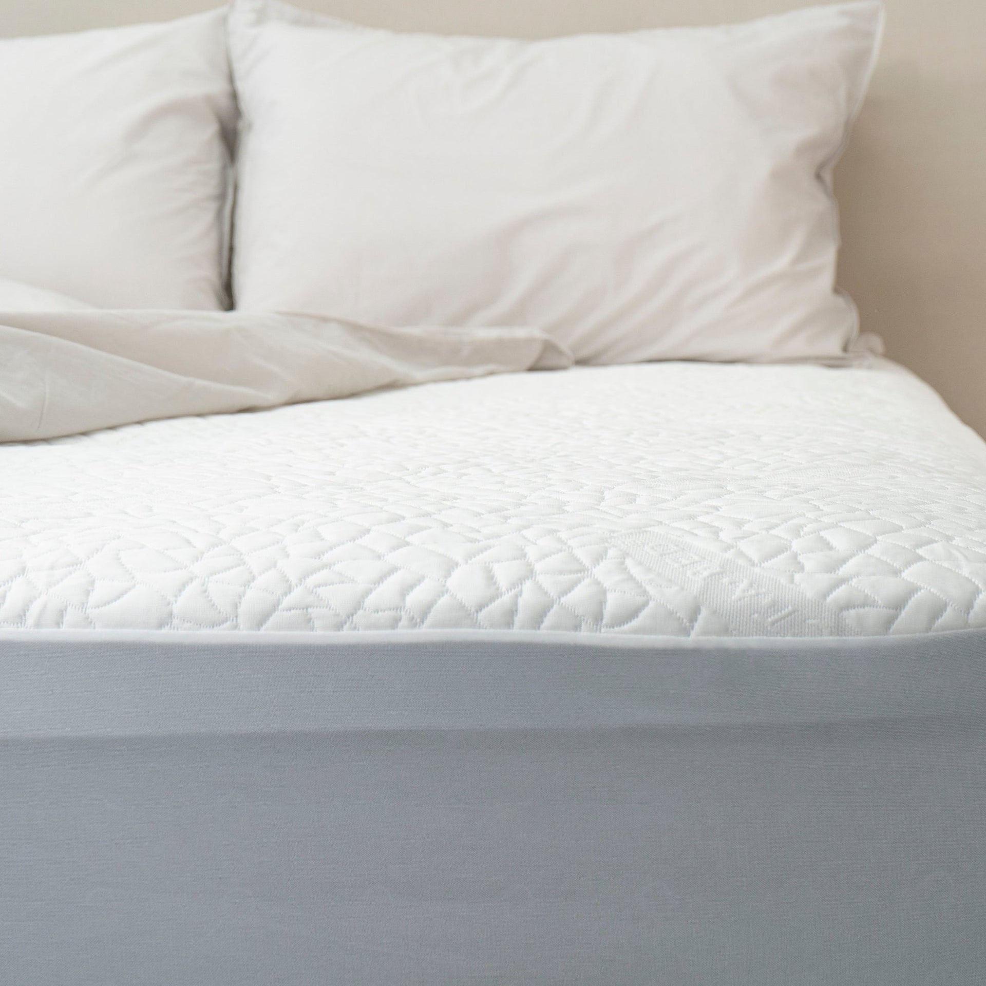 Protect A Bed Arctic Chill® Polartex™ Jacquard Fitted Waterproof Mattress Protector