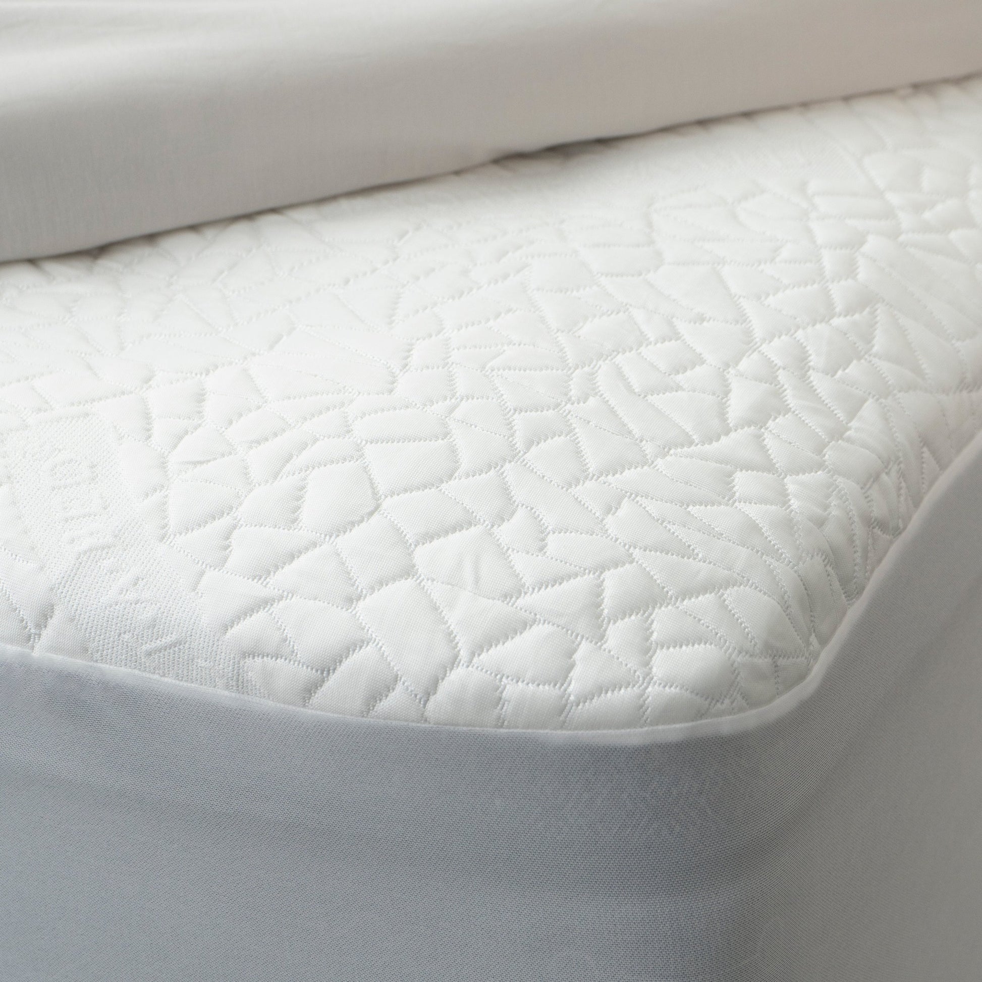 Protect A Bed Arctic Chill® Polartex™ Jacquard Fitted Waterproof Mattress Protector