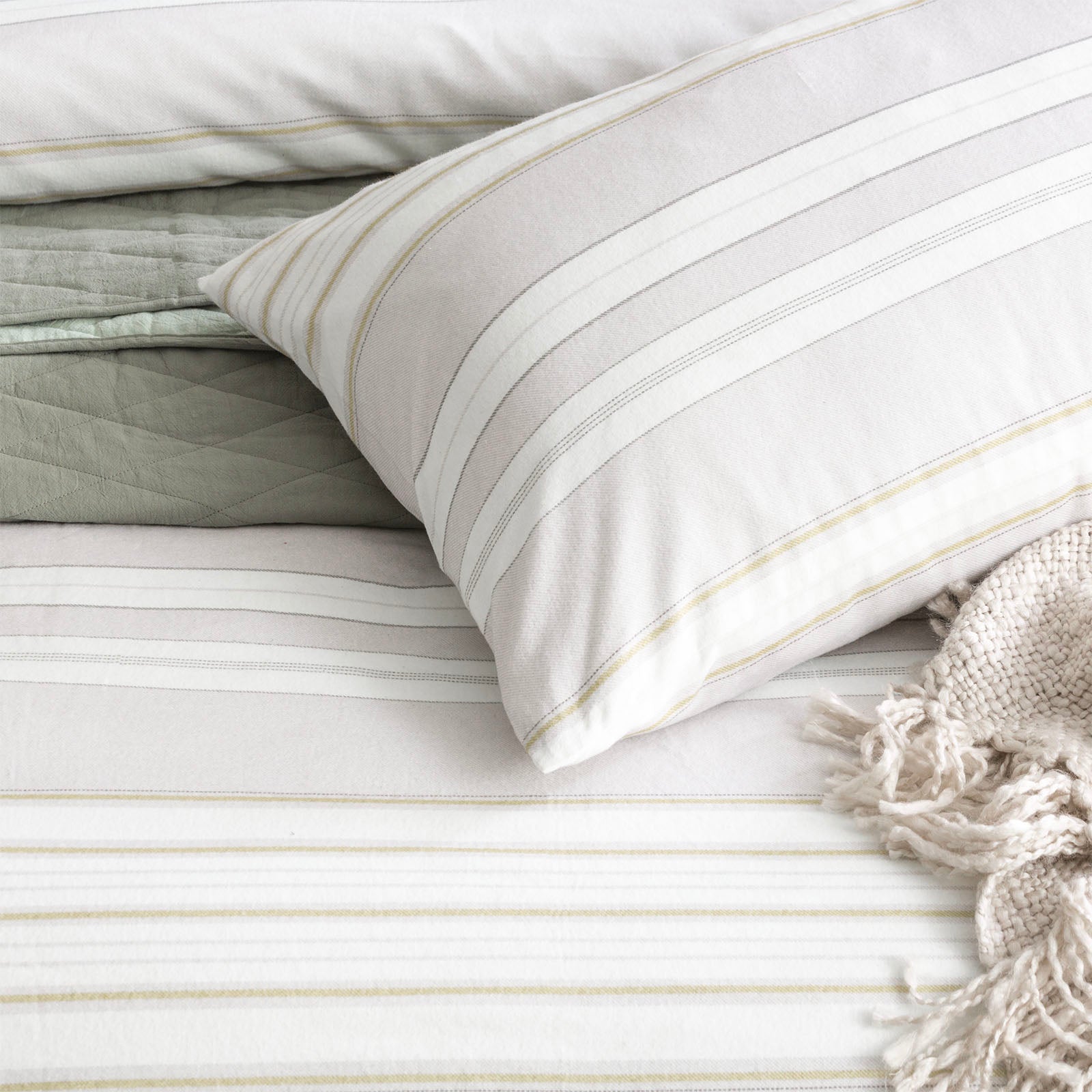 Park Avenue 175 GSM Egyptian Cotton Flannelette Quilt Cover Set - BON FIRE Park Avenue