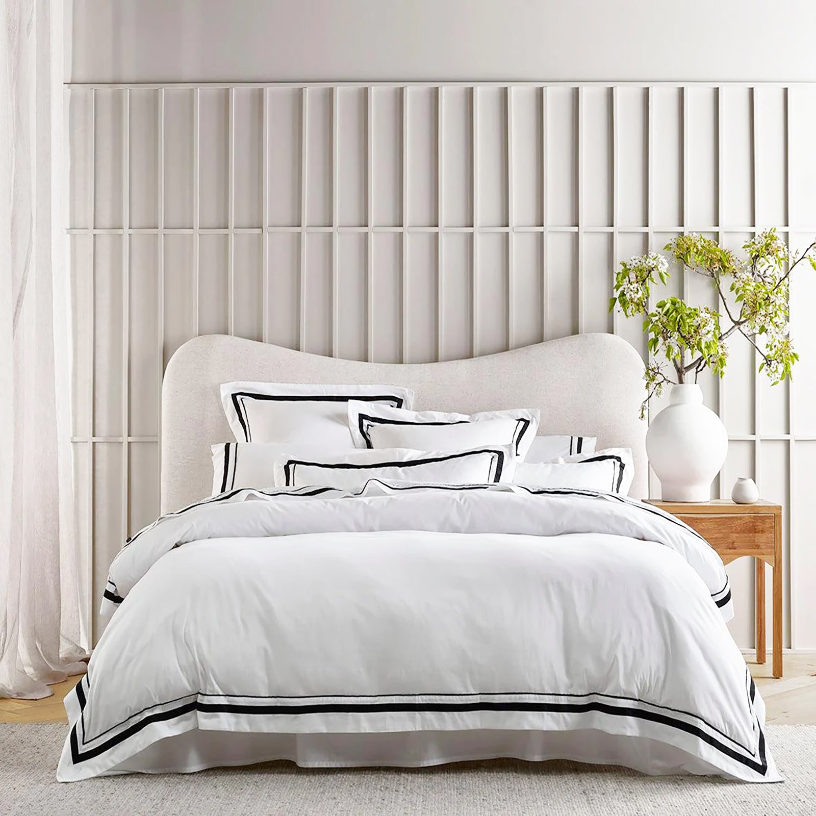 Renee Taylor Cloud 1000 TC Egyptian Cotton Quilt Cover Sets - White Charcoal Renee Taylor