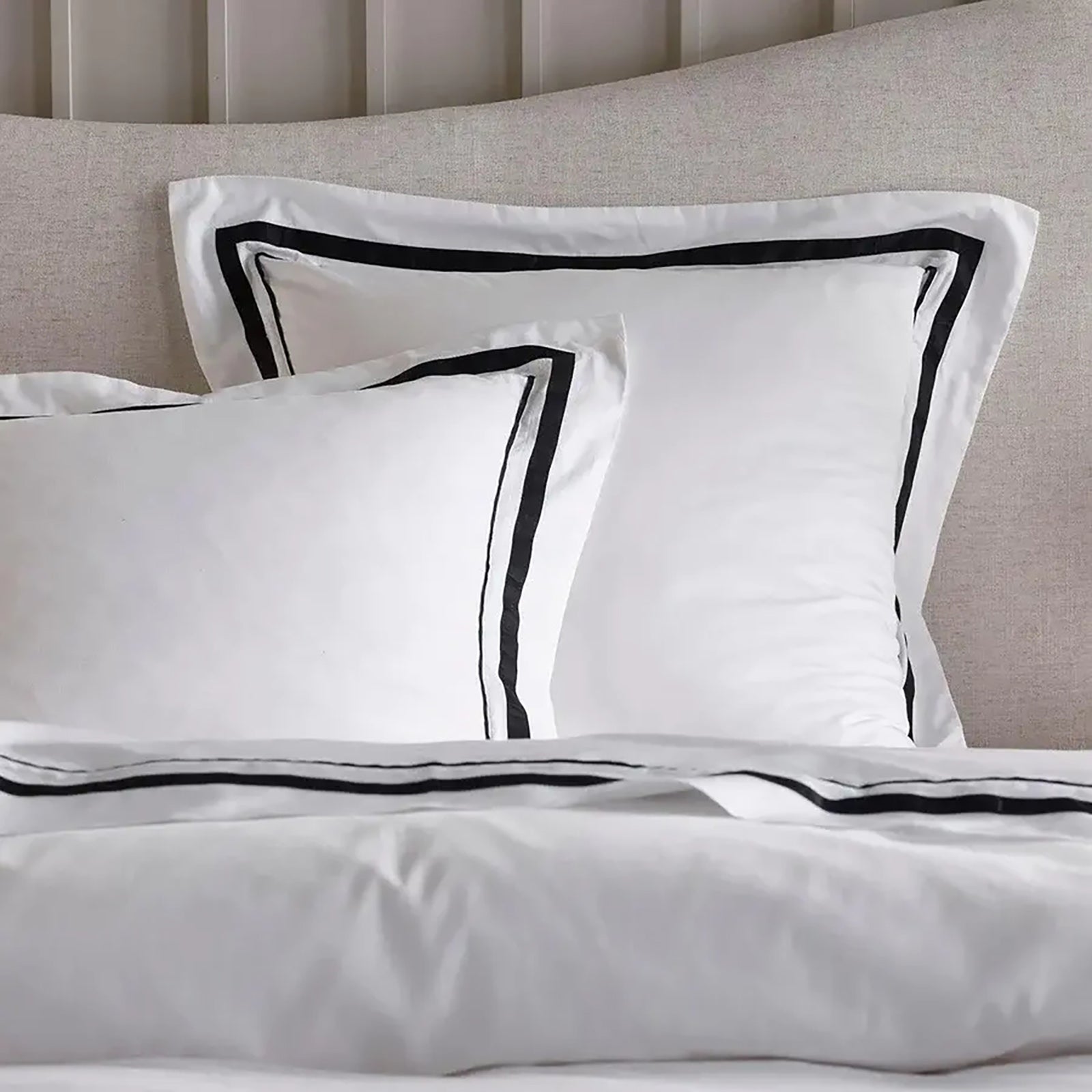 Renee Taylor Cloud 1000 TC Egyptian Cotton Quilt Cover Sets - White Charcoal Renee Taylor