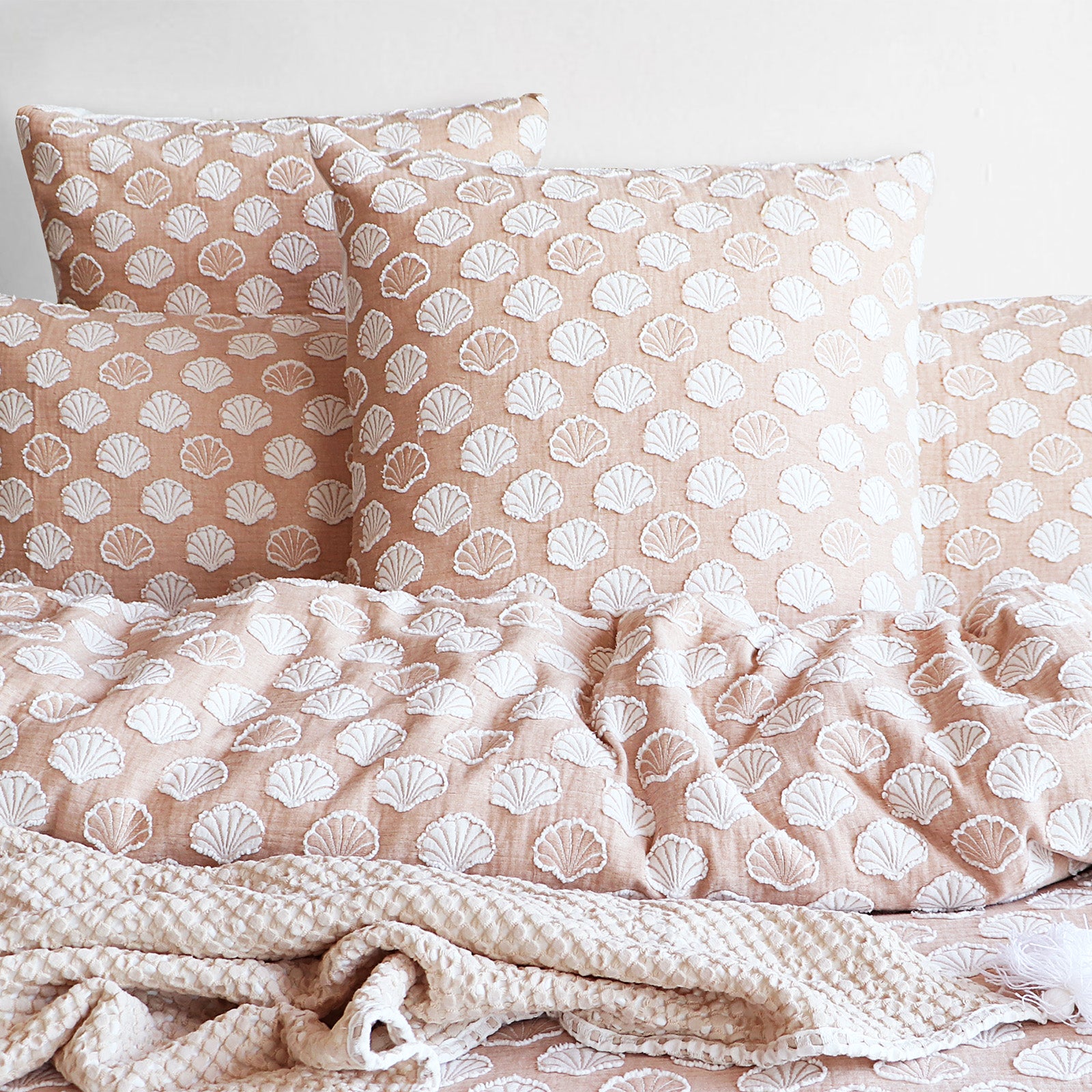 Renee Taylor Ariel Chenille Tufted Jacquard Quilt Cover Set Renee Taylor