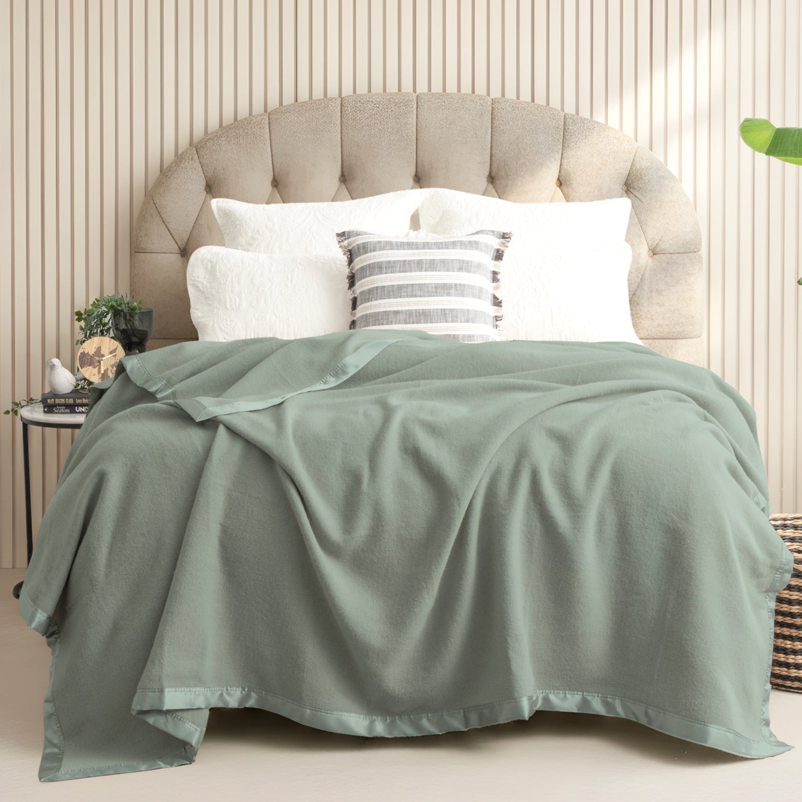 Renee Taylor Australian 400 Gsm Merino Wool Blanket