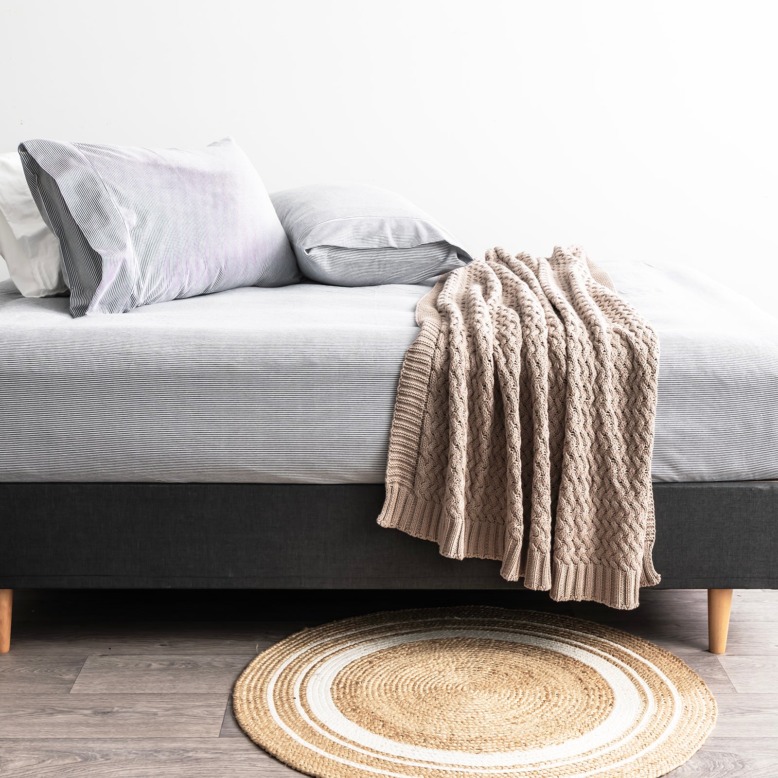 Park Avenue 175 Gsm Egyptian Cotton Flannelette Fitted And Pillow Case Set