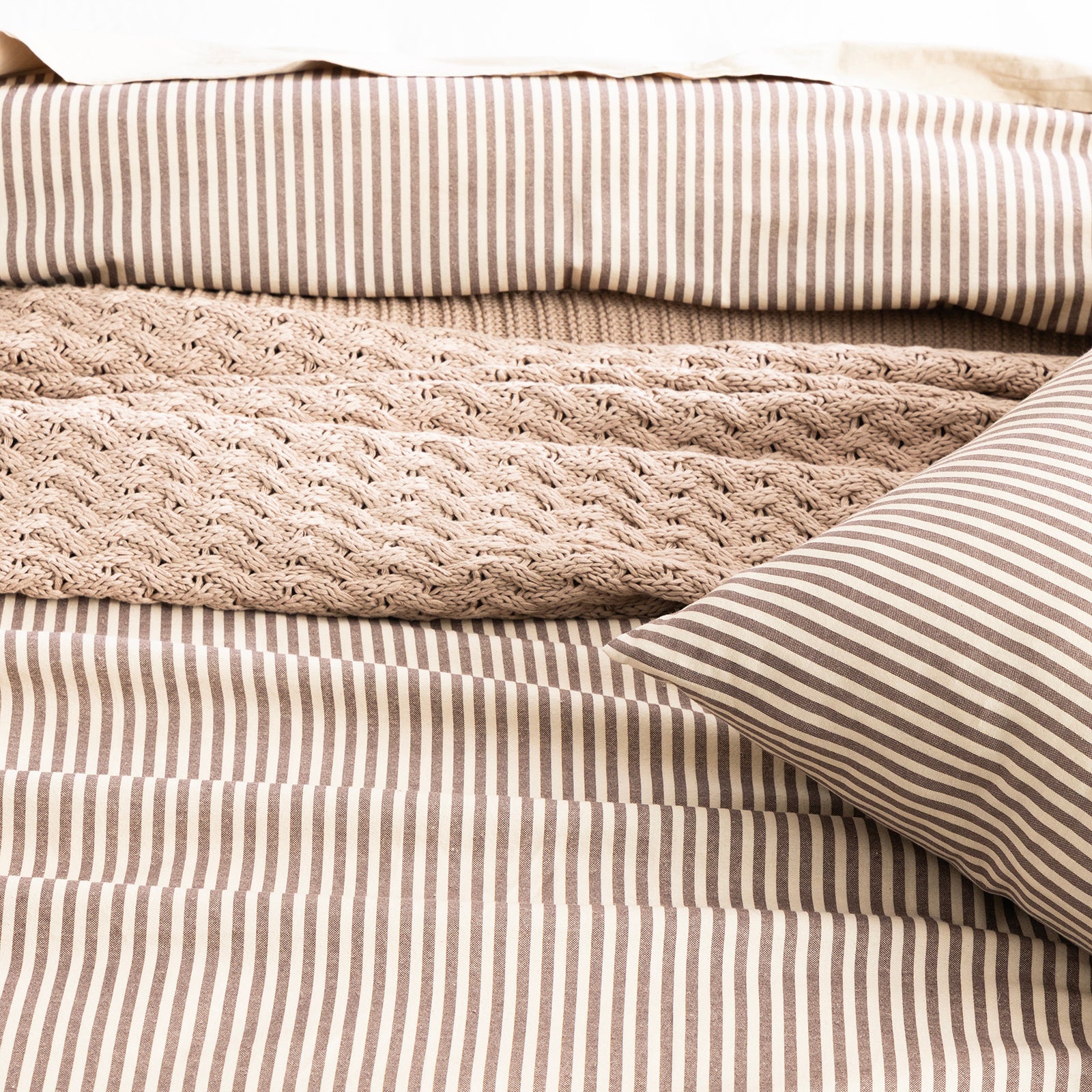 Park Avenue 175 GSM Egyptian Cotton Flannelette Quilt Cover Set Vintage Stripe