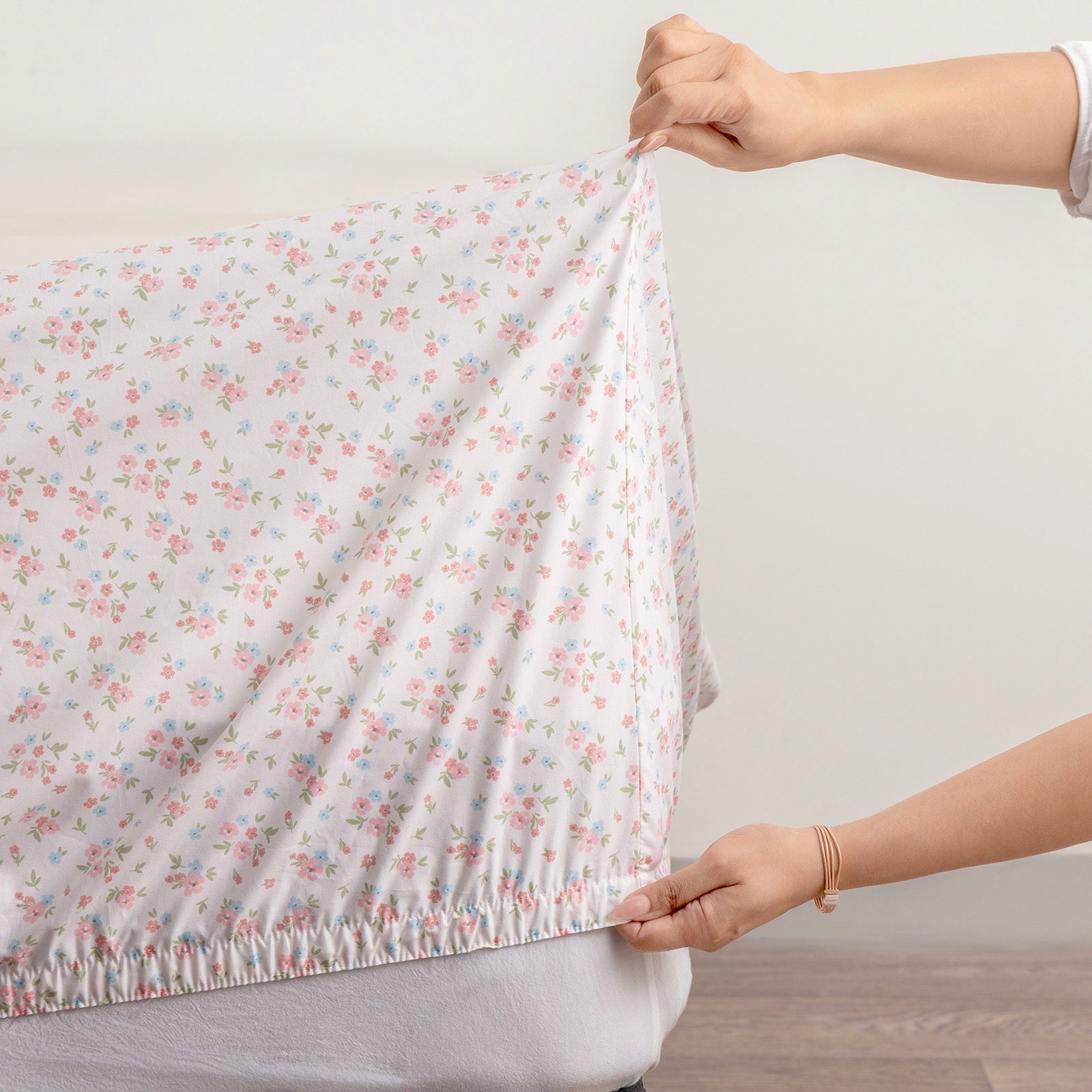 Renee Taylor Ditsy Organic Cotton Patterned Sheet Set