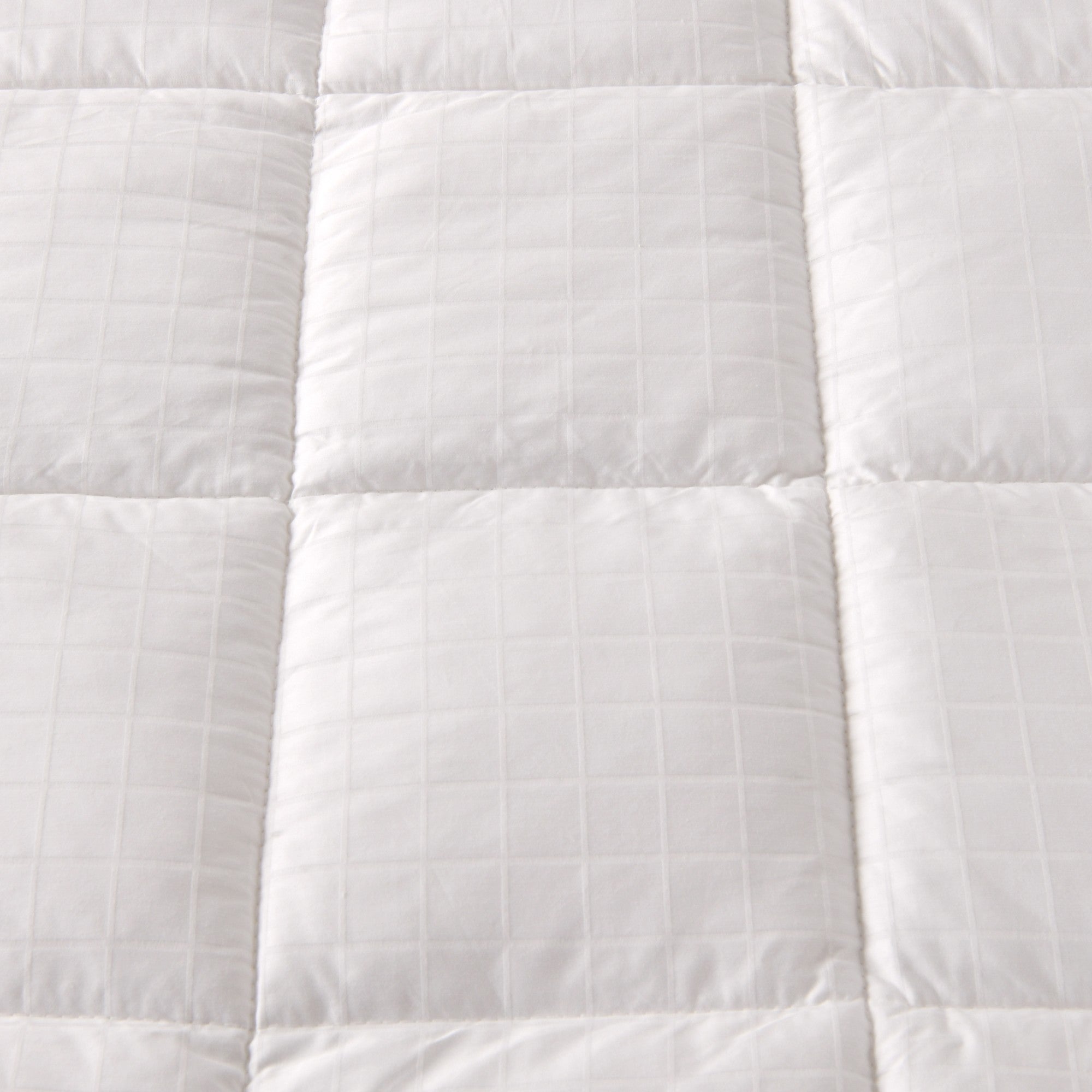 Dreamaker 700Gsm Ball Fibre Mattress Topper