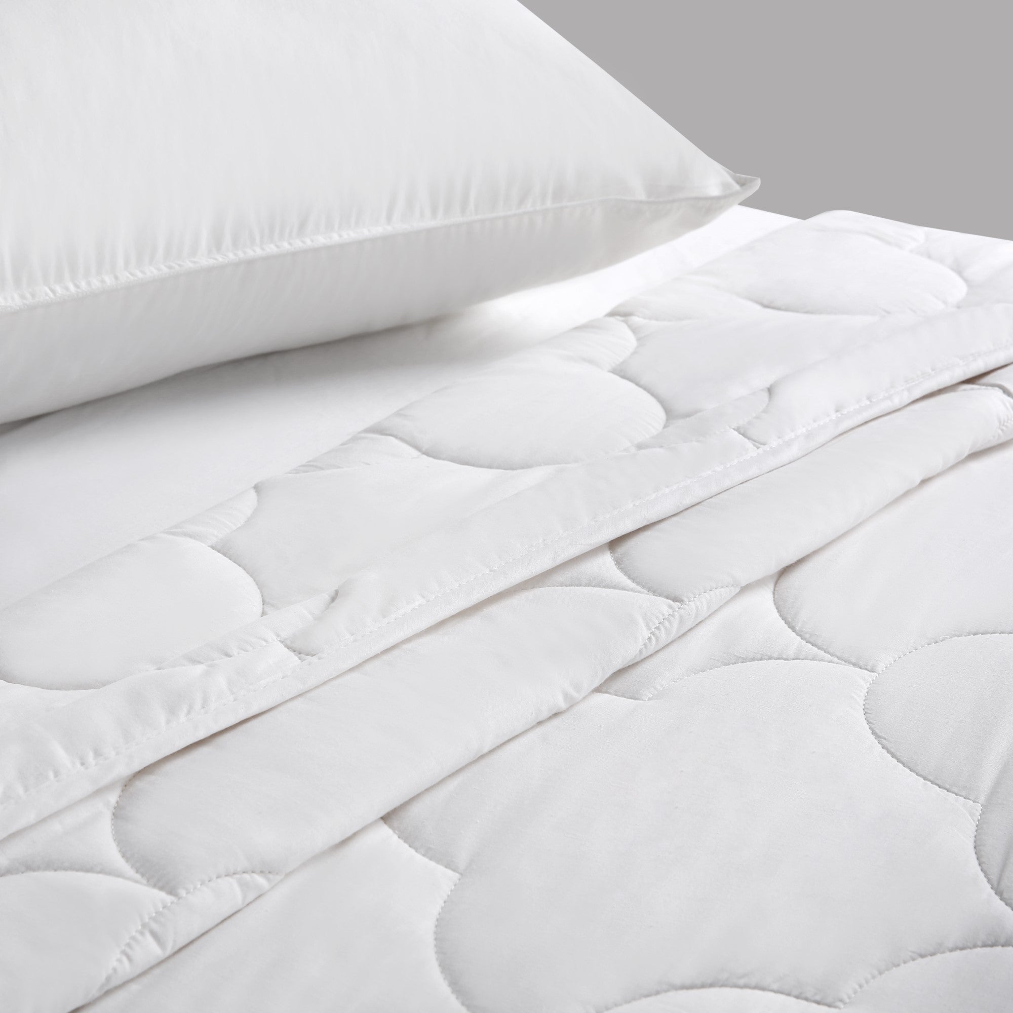 Dreamaker All Season 100% Cotton Quilt