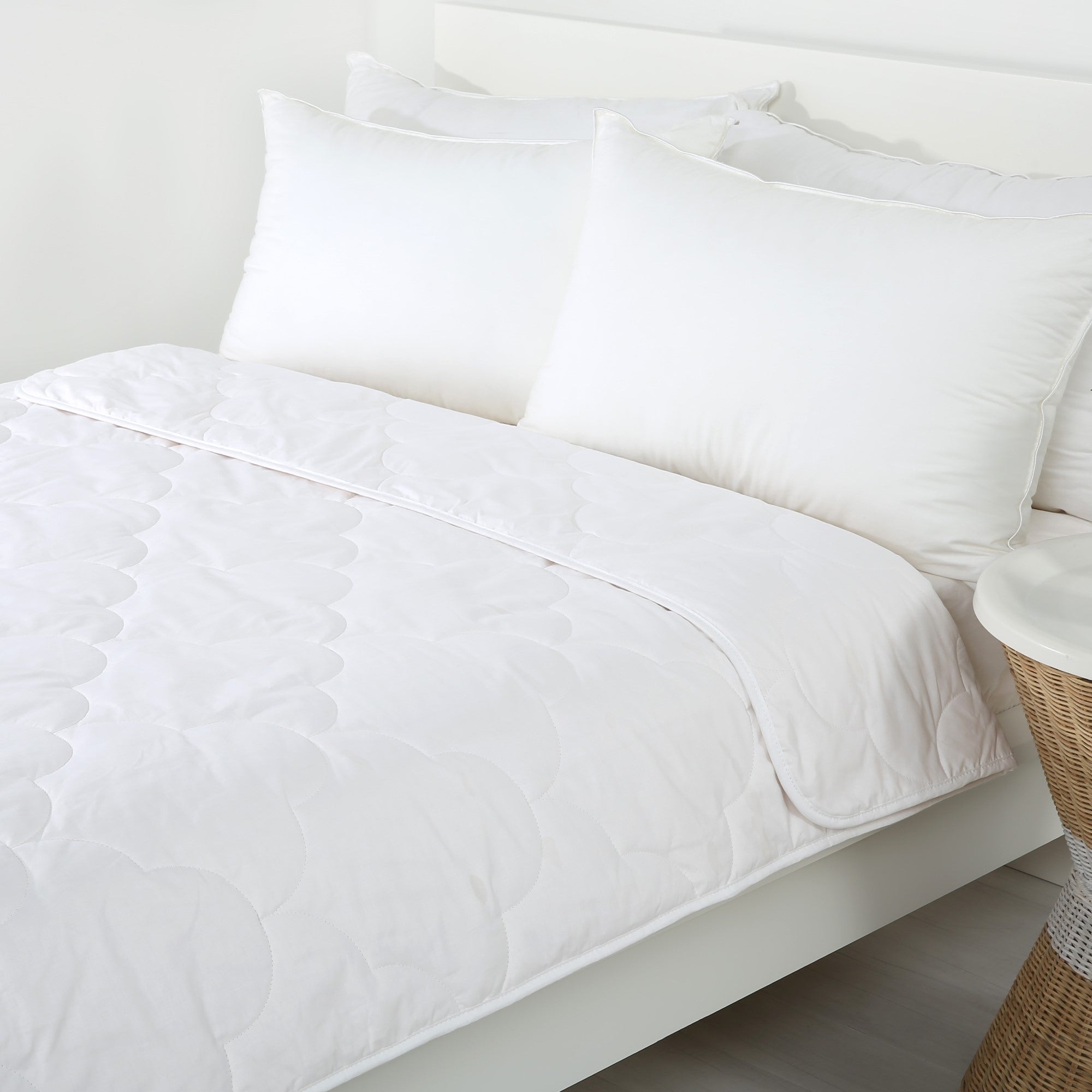 Dreamaker All Season 100% Cotton Quilt