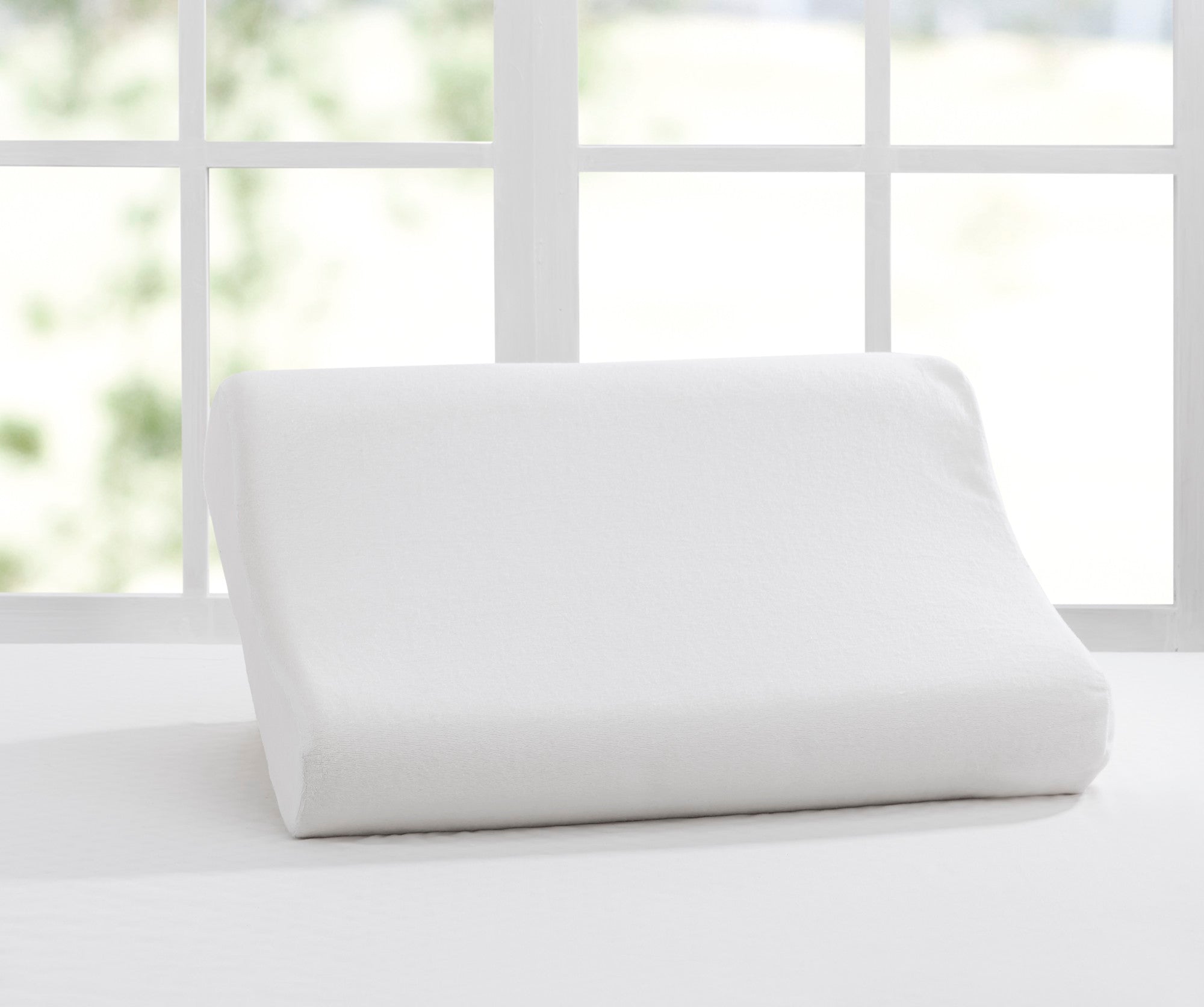 Dreamaker Contoured Pincore Memory Foam Pillow 60X40Cm