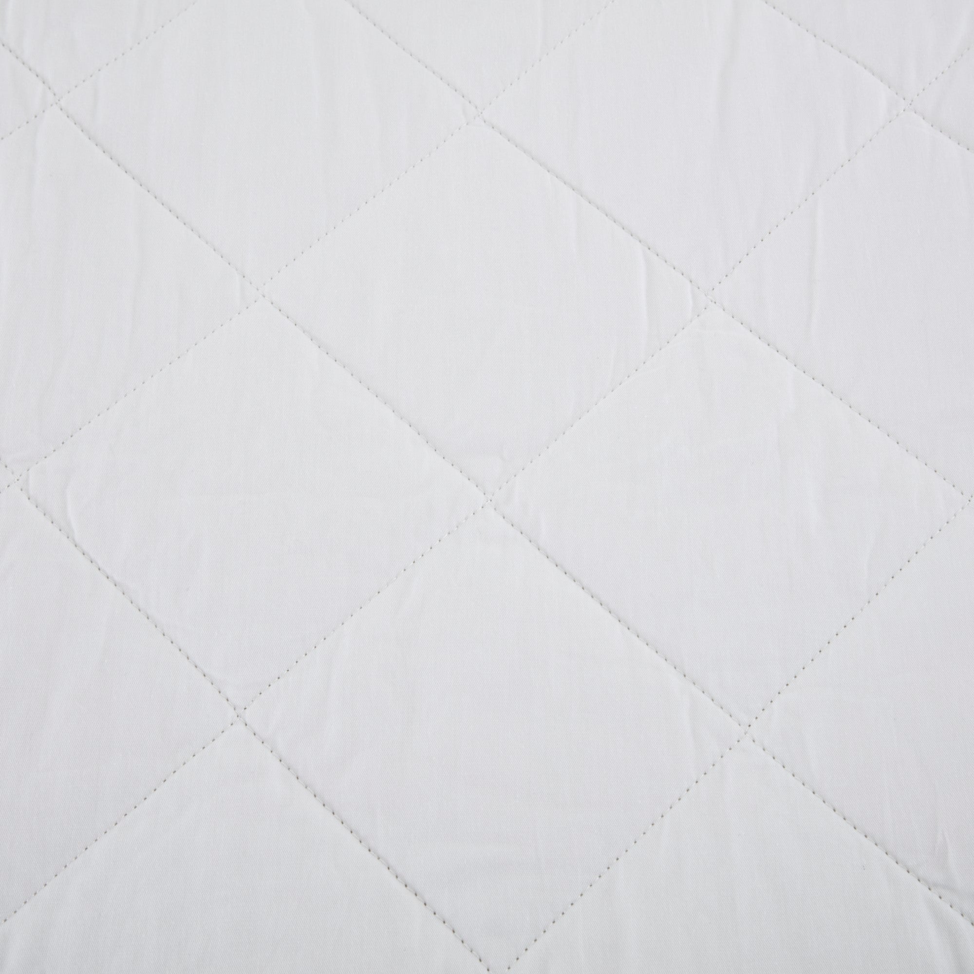 Dreamaker Lightweight Bamboo & Cotton Blend Quilt