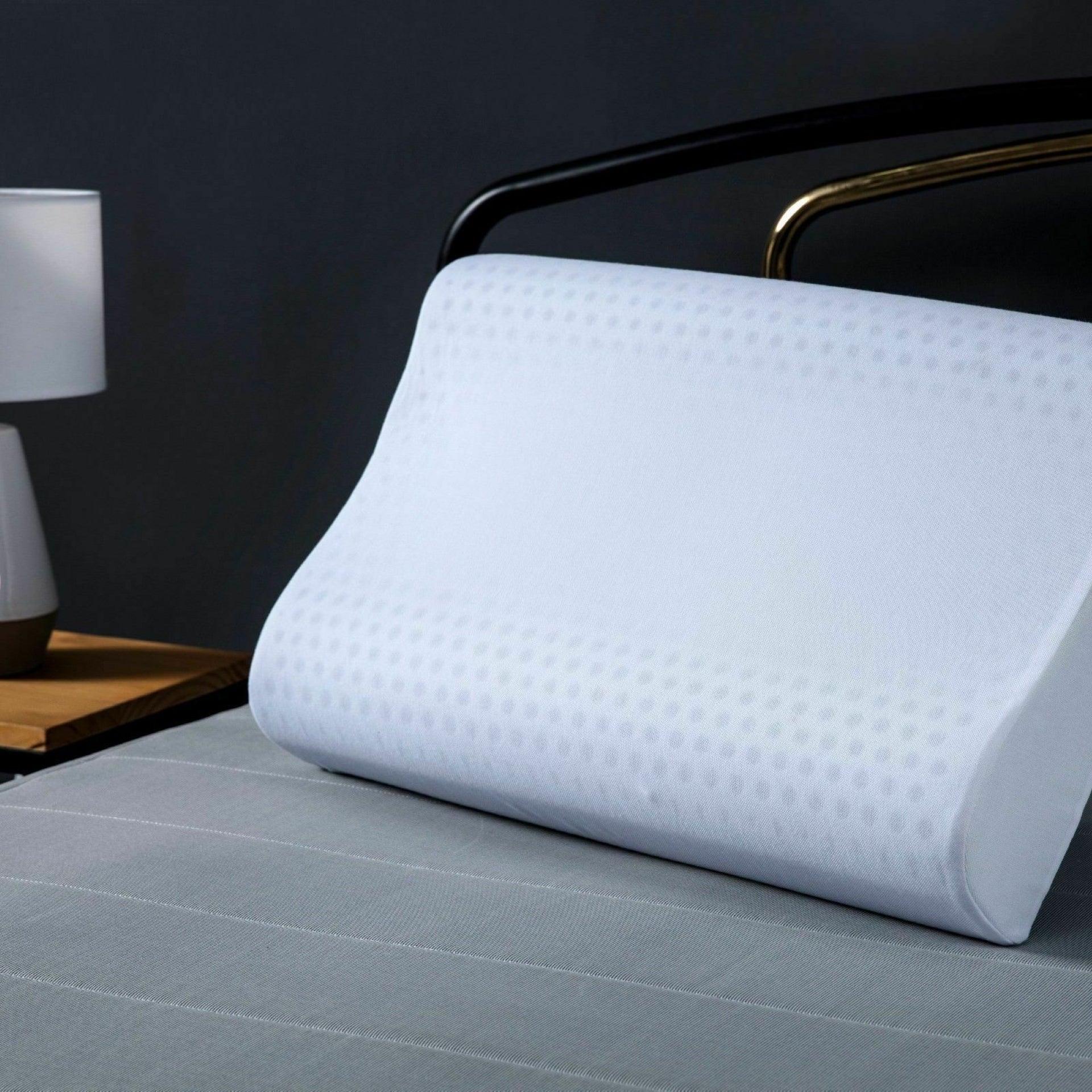Dreamaker Contoured Gel Infused Talalay Latex Pillow  40X62Cm