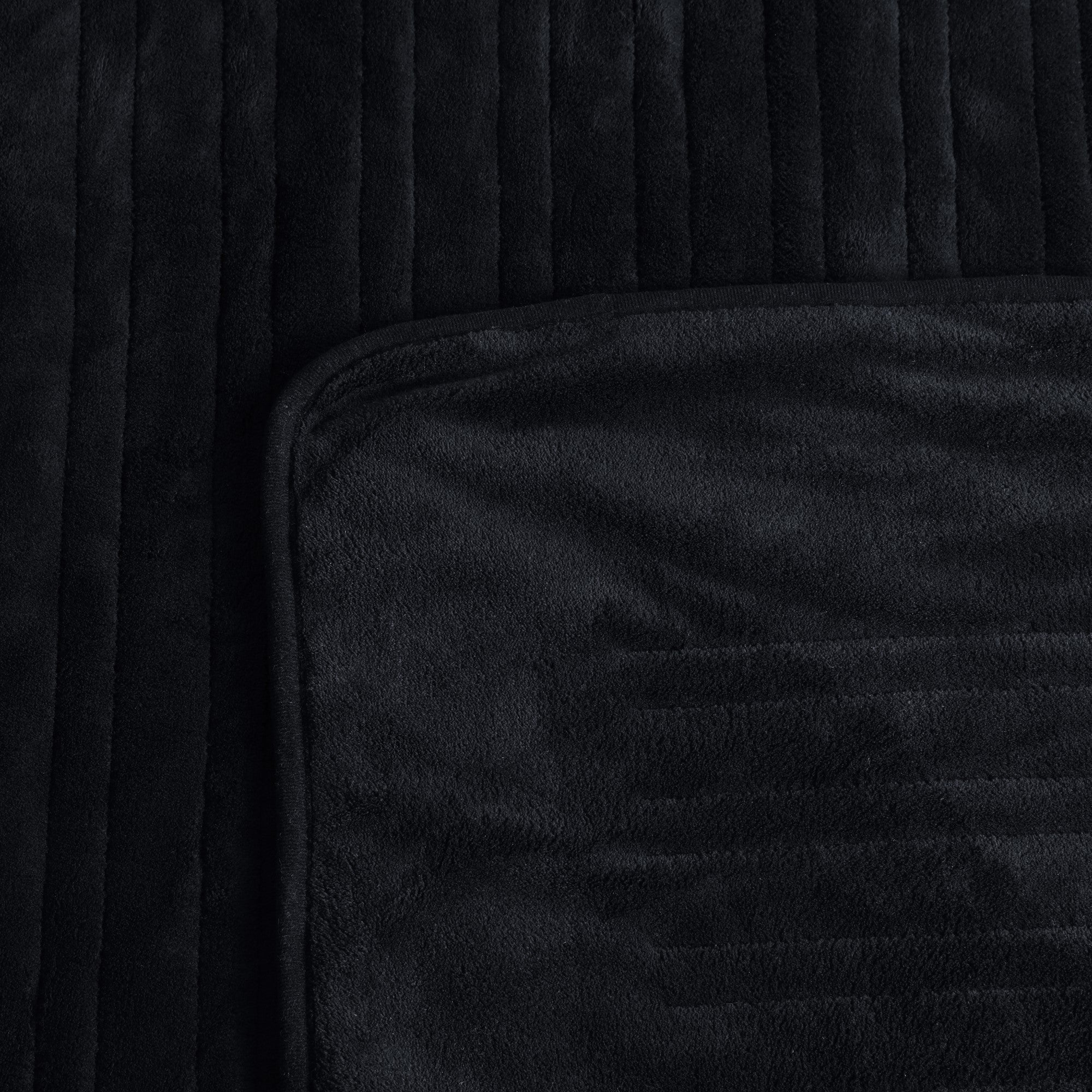 Dreamaker Ston Coral Fleece Heated Throw Black 130X160Cm