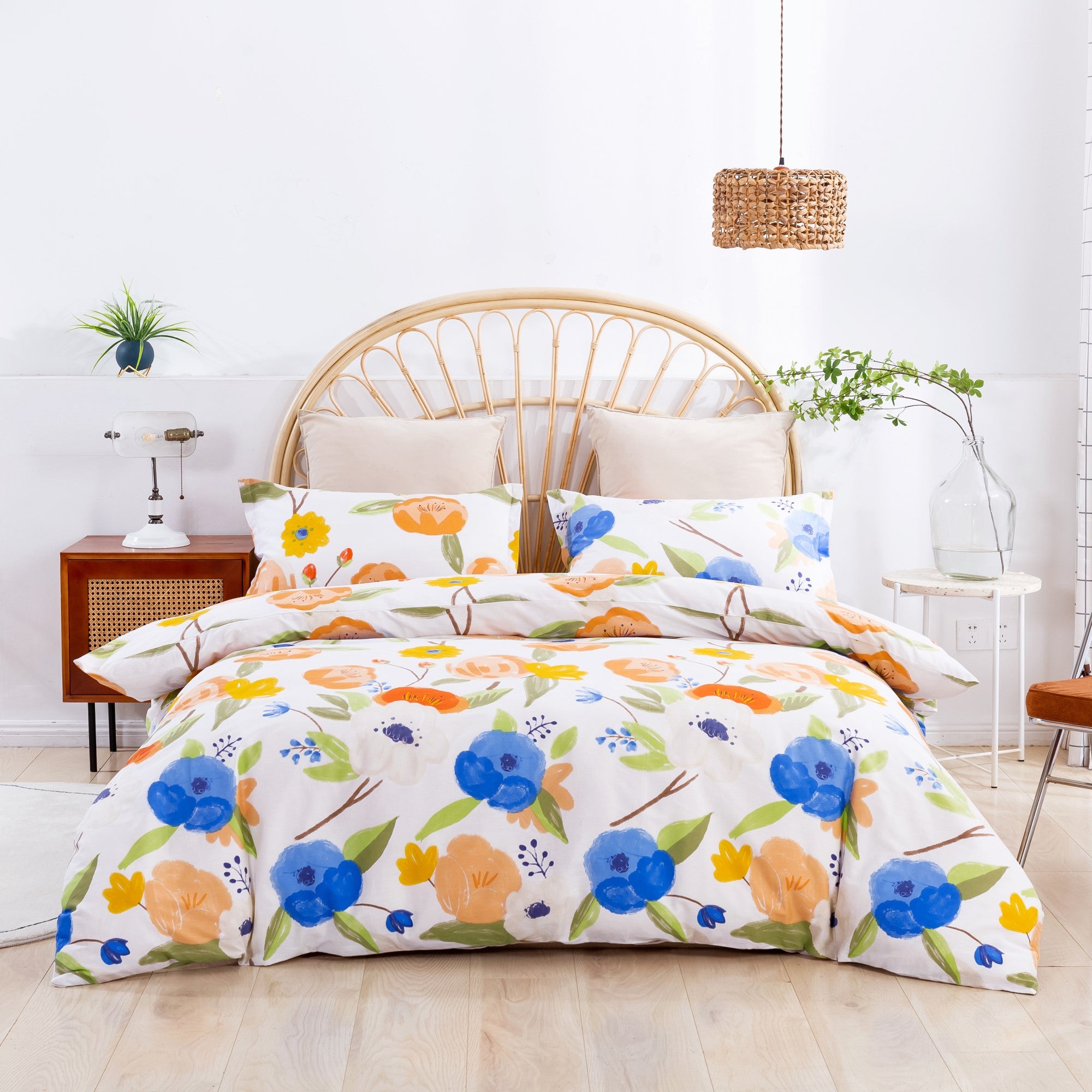 Dreamaker Lily Orangecotton Quilt Cover Set
