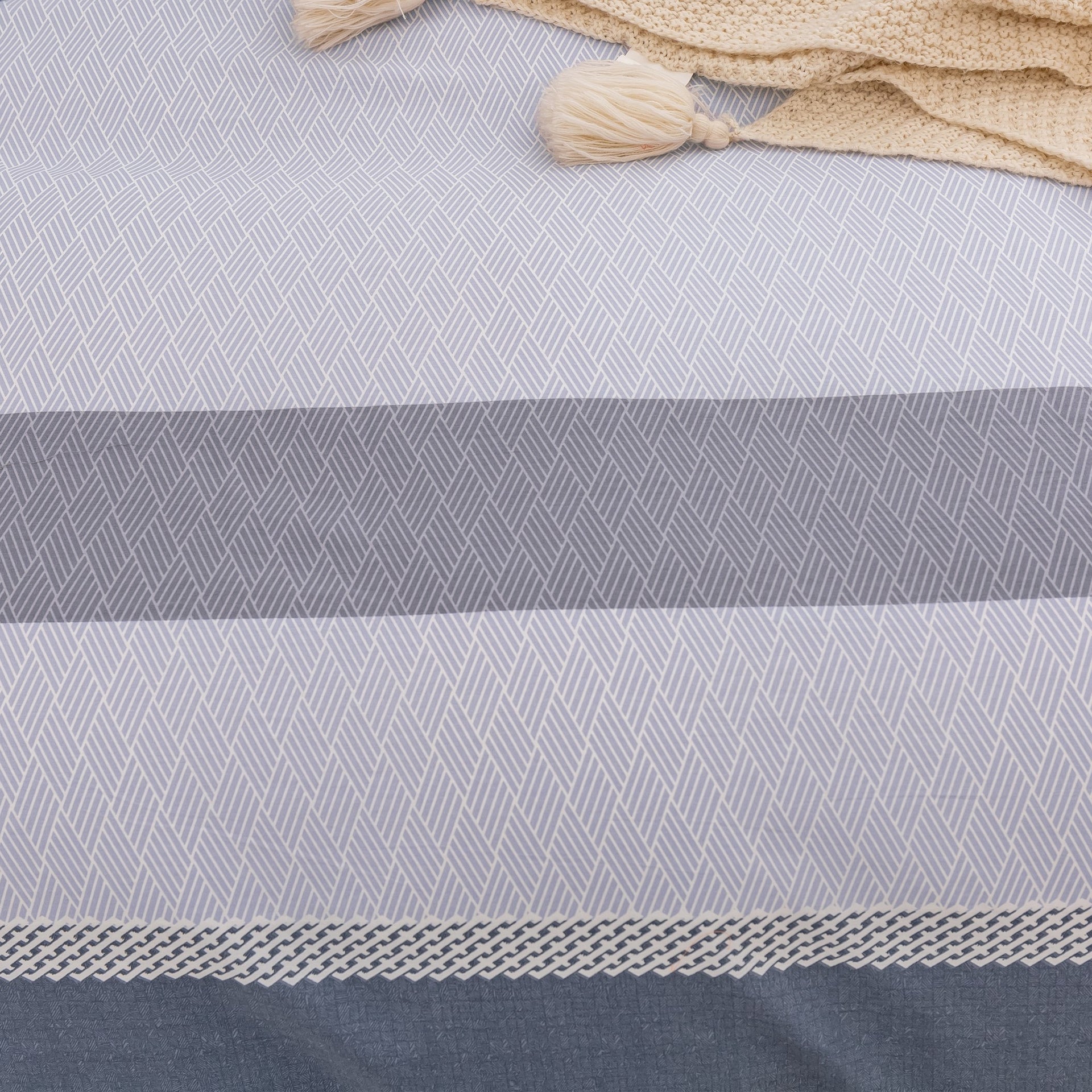 Dreamaker Portofino Stripecotton Quilt Cover Set Blue