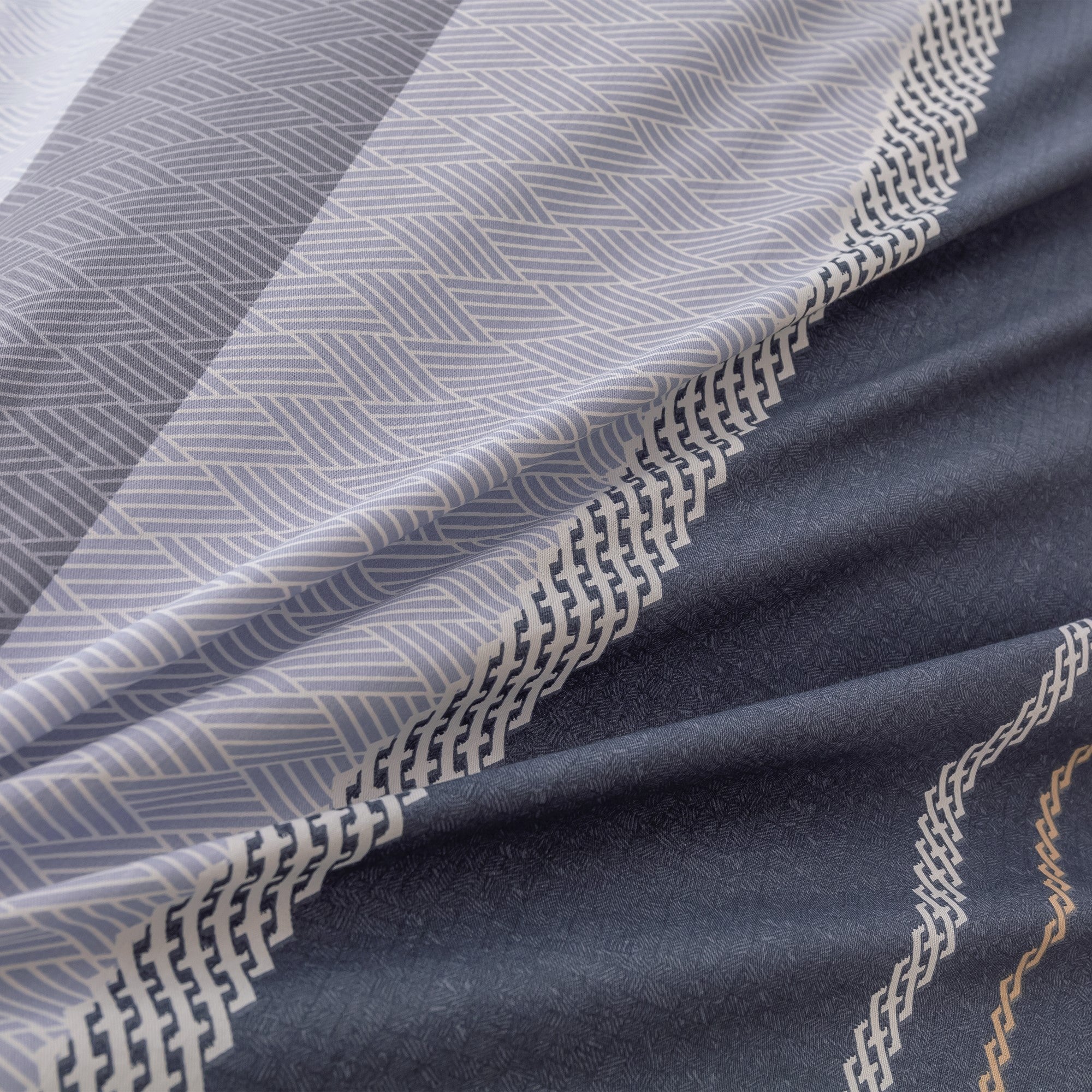 Dreamaker Portofino Stripecotton Quilt Cover Set Blue