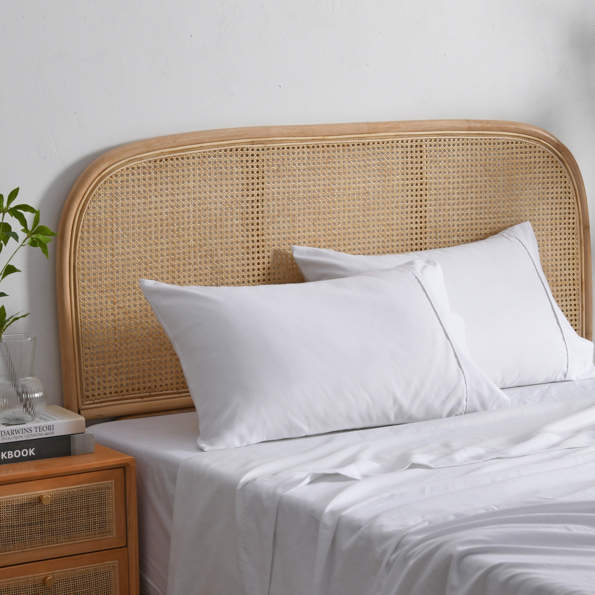 Dreamaker 1500Tc Cotton Rich Sateen Sheet Set White