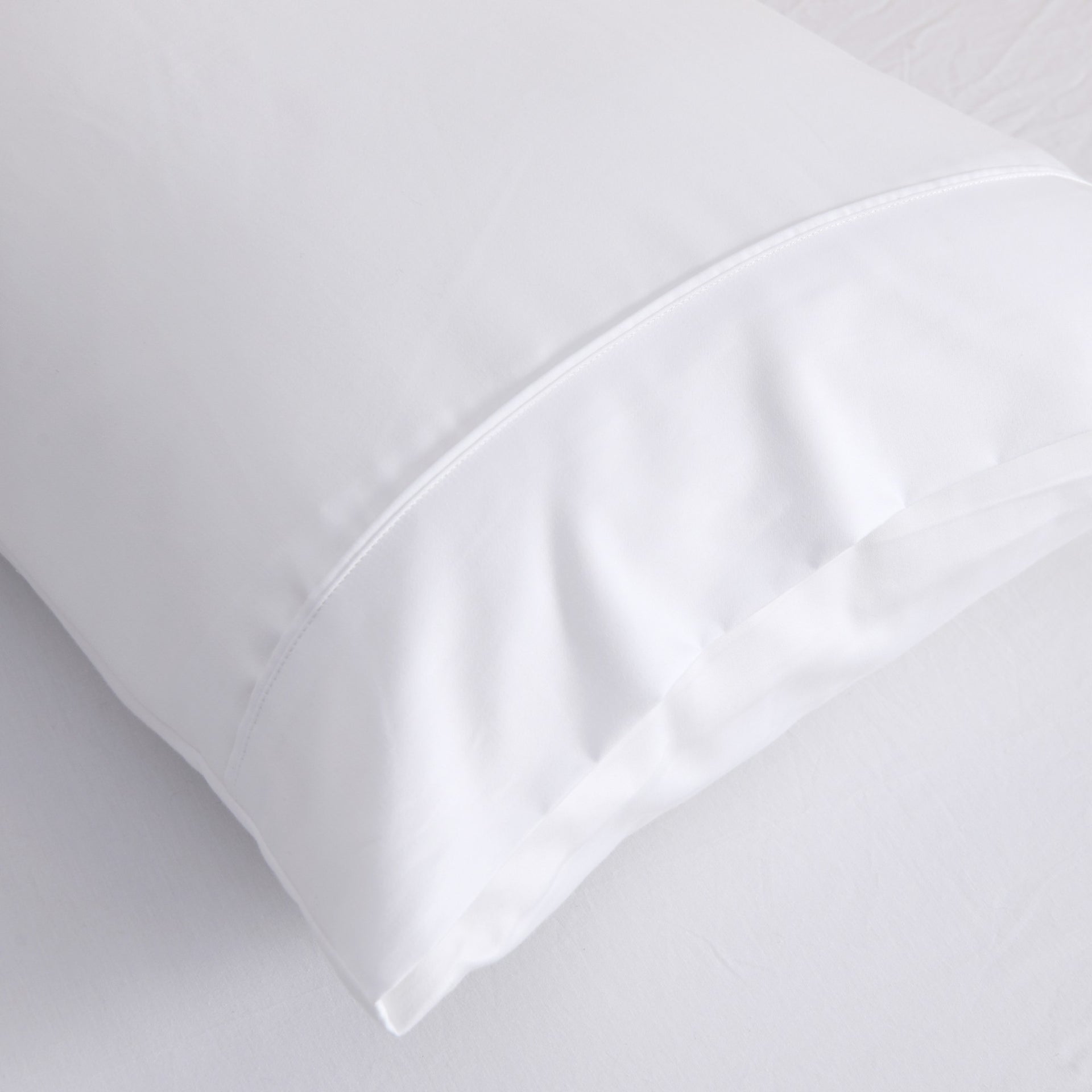 Dreamaker 1500Tc Cotton Rich Sateen Sheet Set White