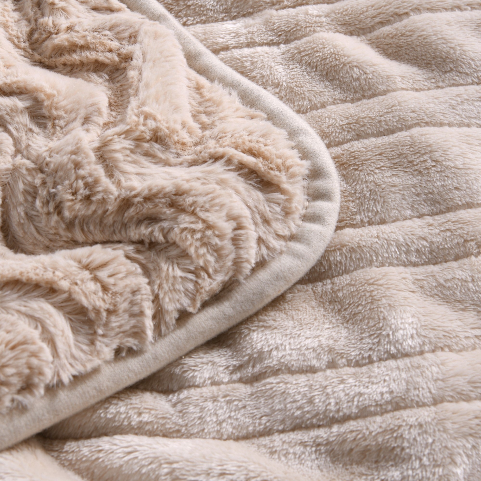 Dreamaker Felix 500Gsm Faux Fur Heated Throw Extra Large Natural 180X200Cm