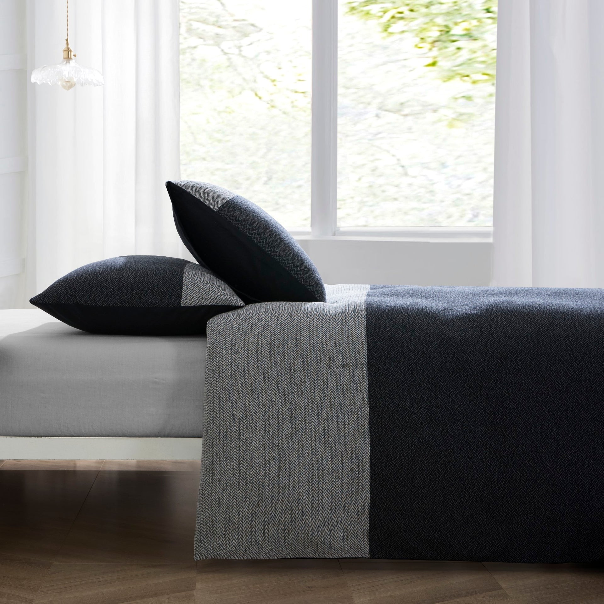 Dreamaker Herringbonecotton Quilt Cover Set Charcoal Grey