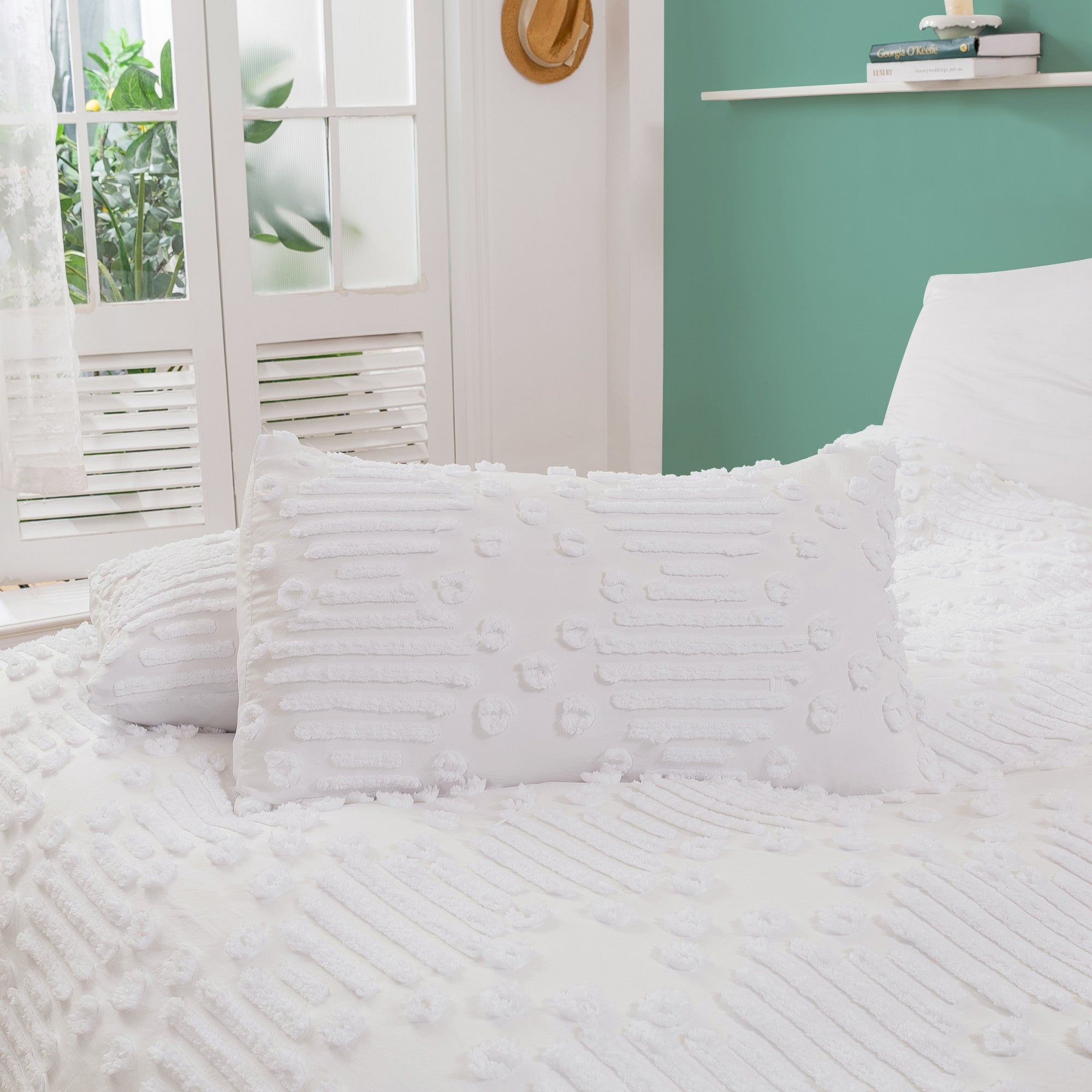 Dreamaker Fletcher Ultrafine Tufted Chenille Quilt Cover Set White