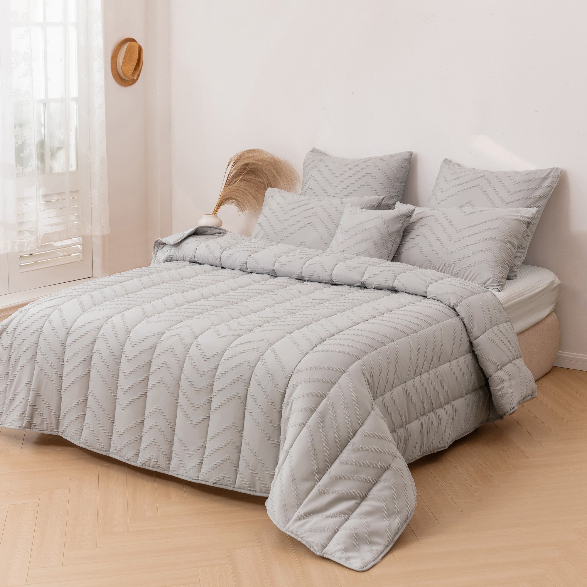 Dreamaker Lennox Chevron 6 Piece Comforter Set Silver