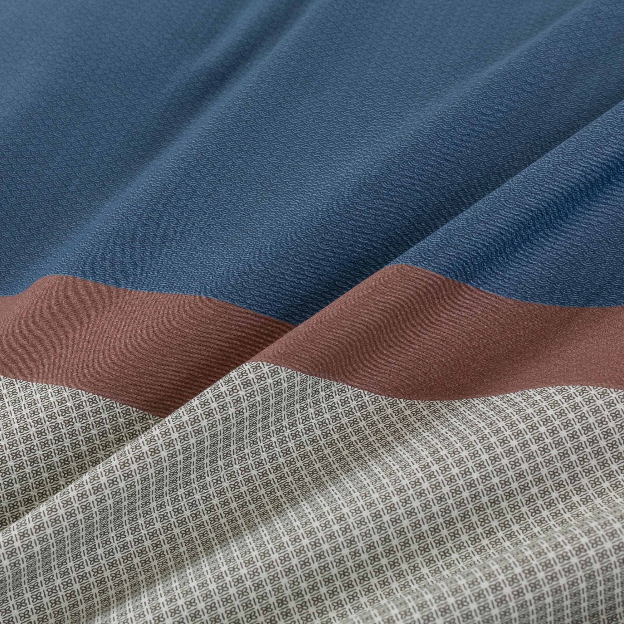 Dreamaker Canyoncotton Reversible Quilt Cover Set