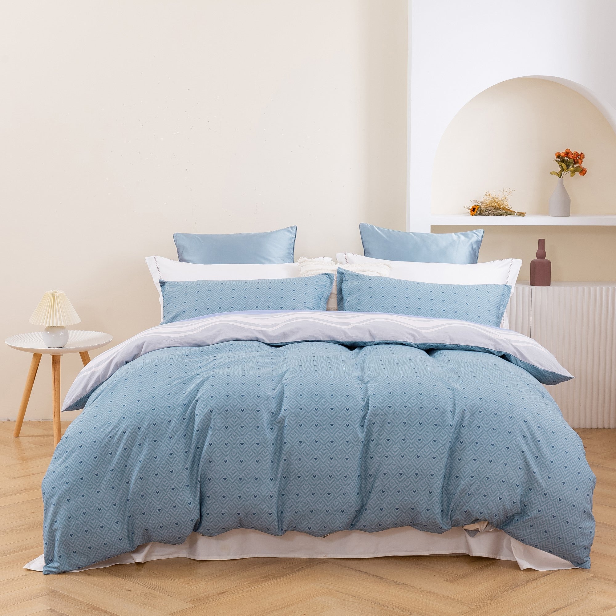Dreamaker Capricotton Reversible Quilt Cover Set