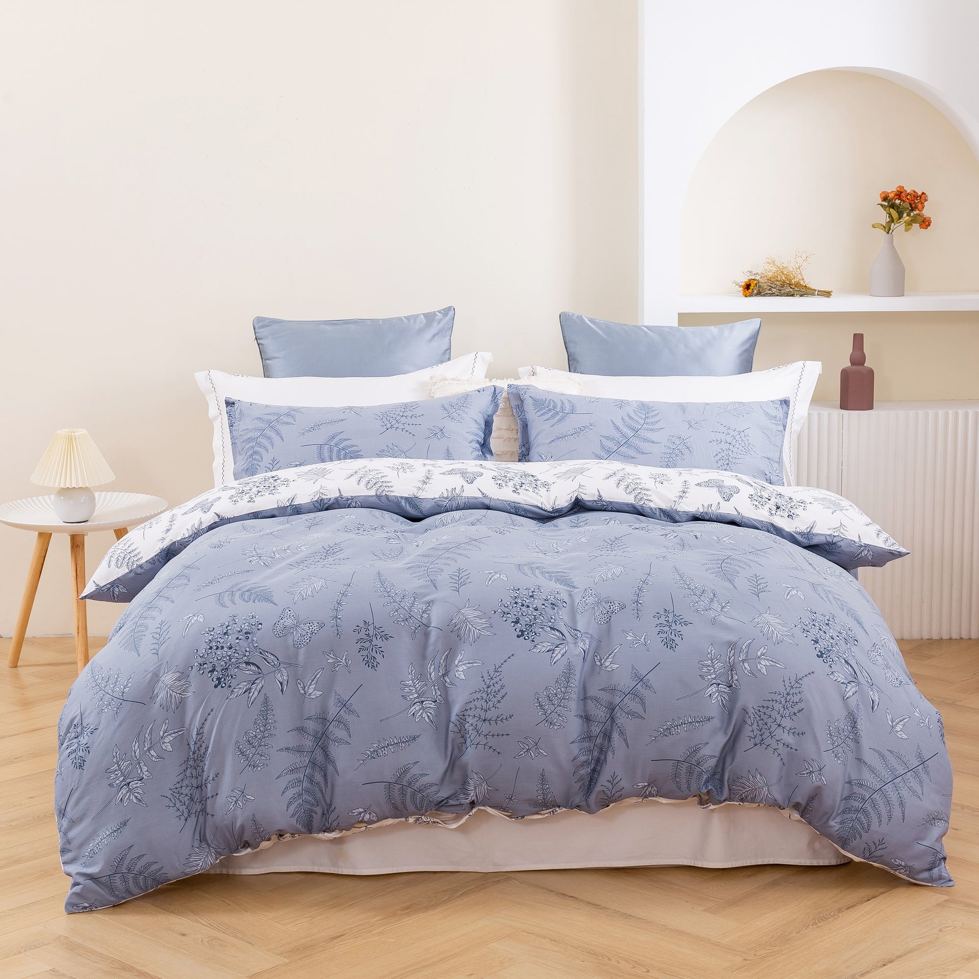 Dreamaker Daphnecotton Reversible Quilt Cover Set