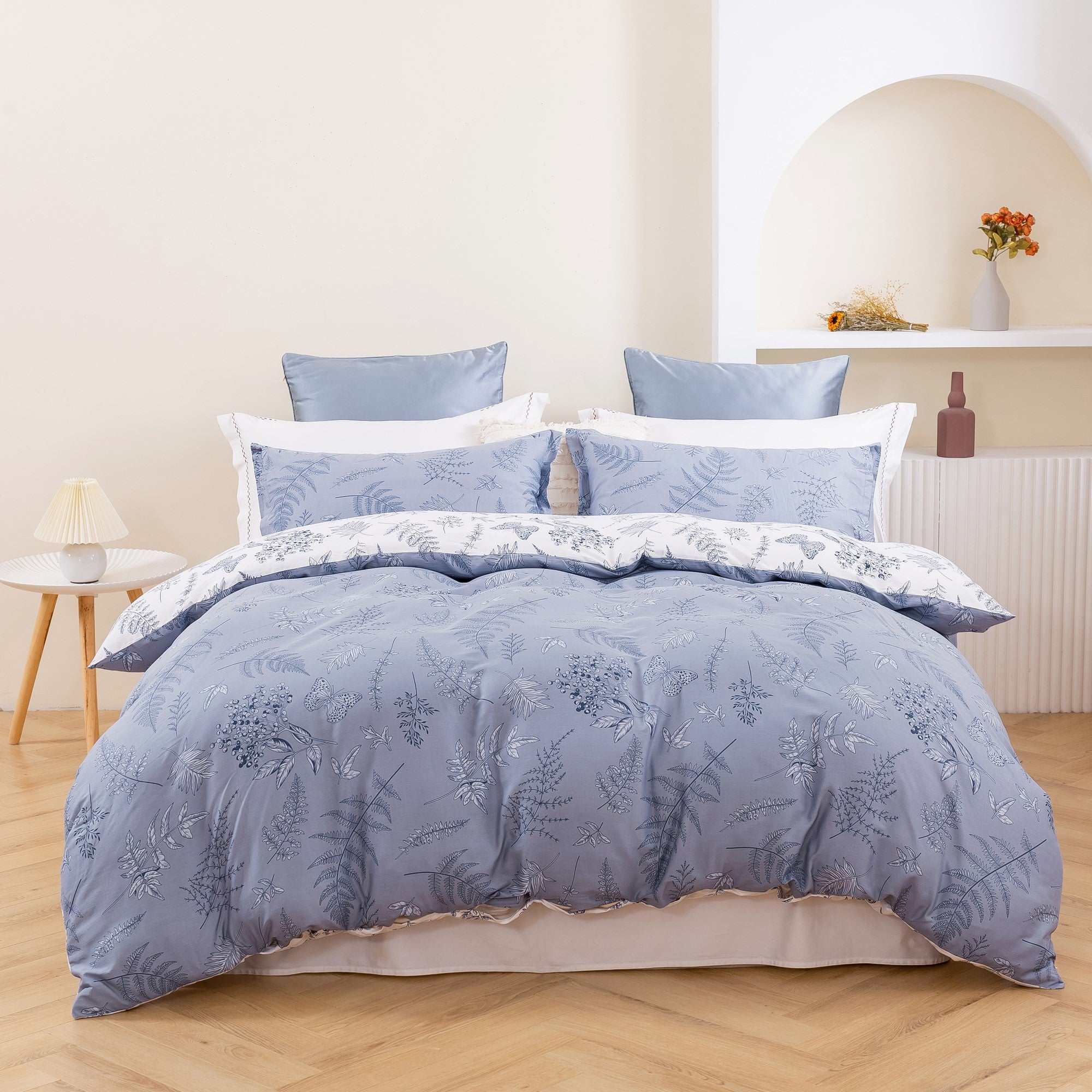 Dreamaker Daphnecotton Reversible Quilt Cover Set