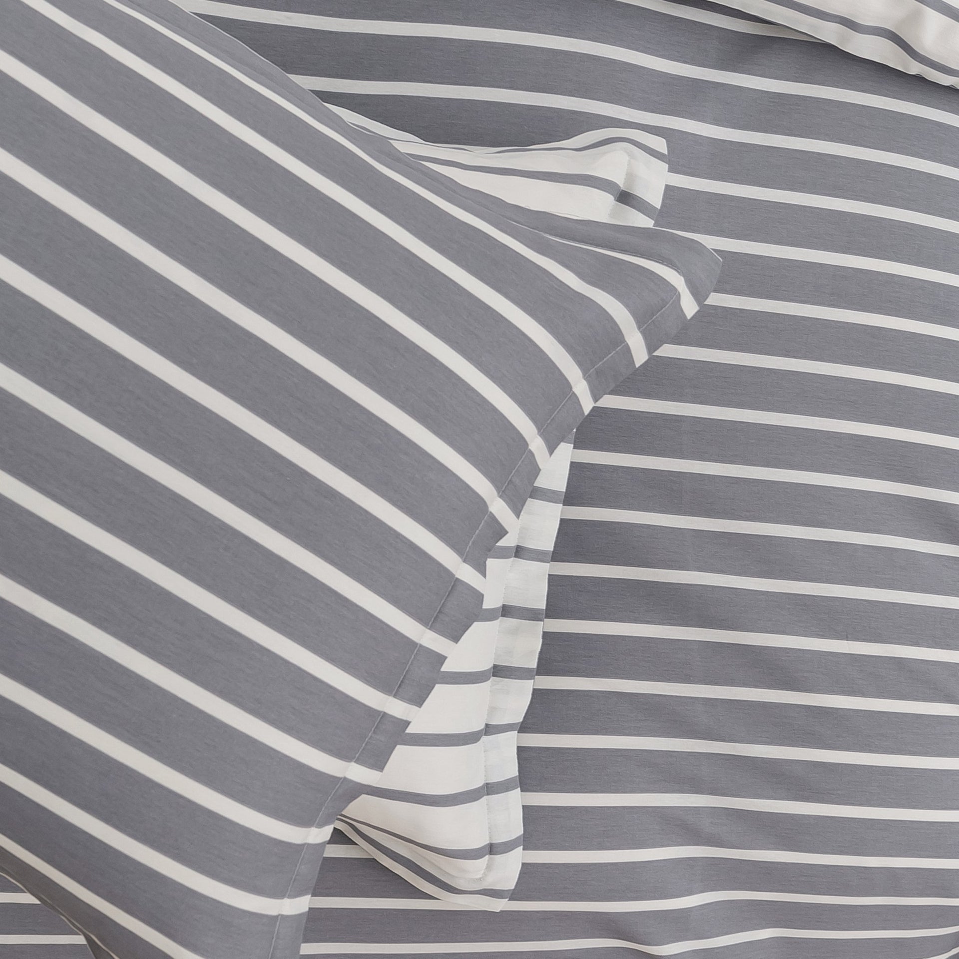 Dreamaker Miller Stripecotton Reversible Quilt Cover Setgrey