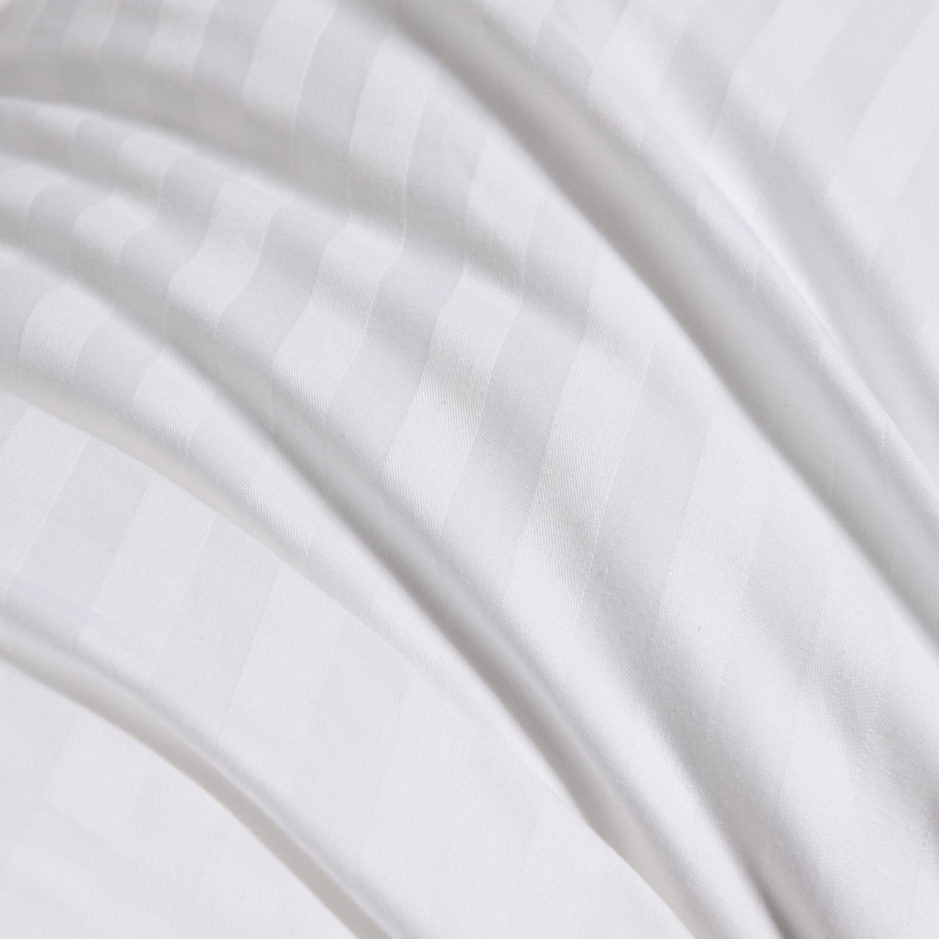 Dreamaker Hotel Collection Cotton Sateen Cover Microfibre Pillow Standard 4 Pack
