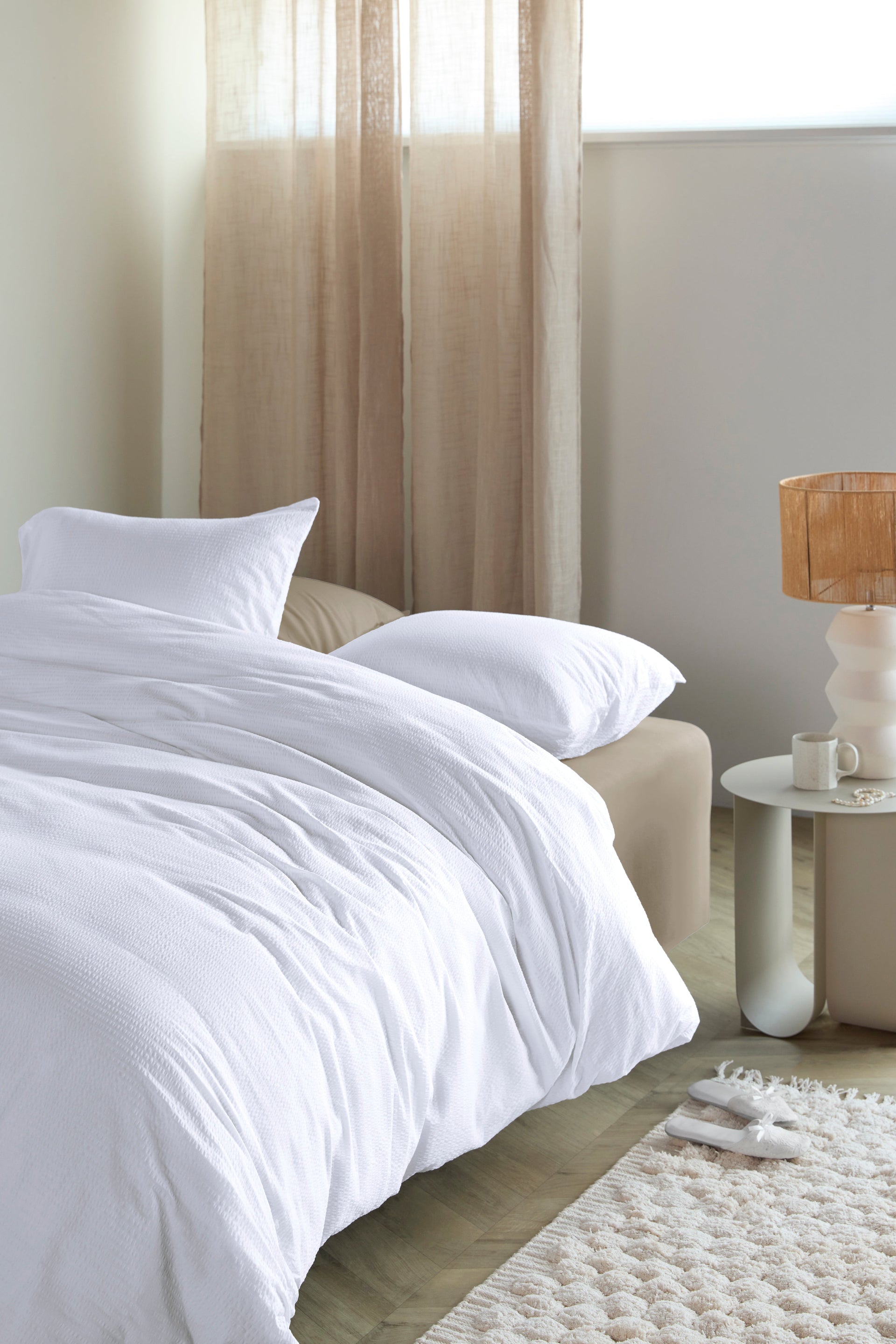 Bedding House Summer White Seersucker Quilt Cover Set Bedding House