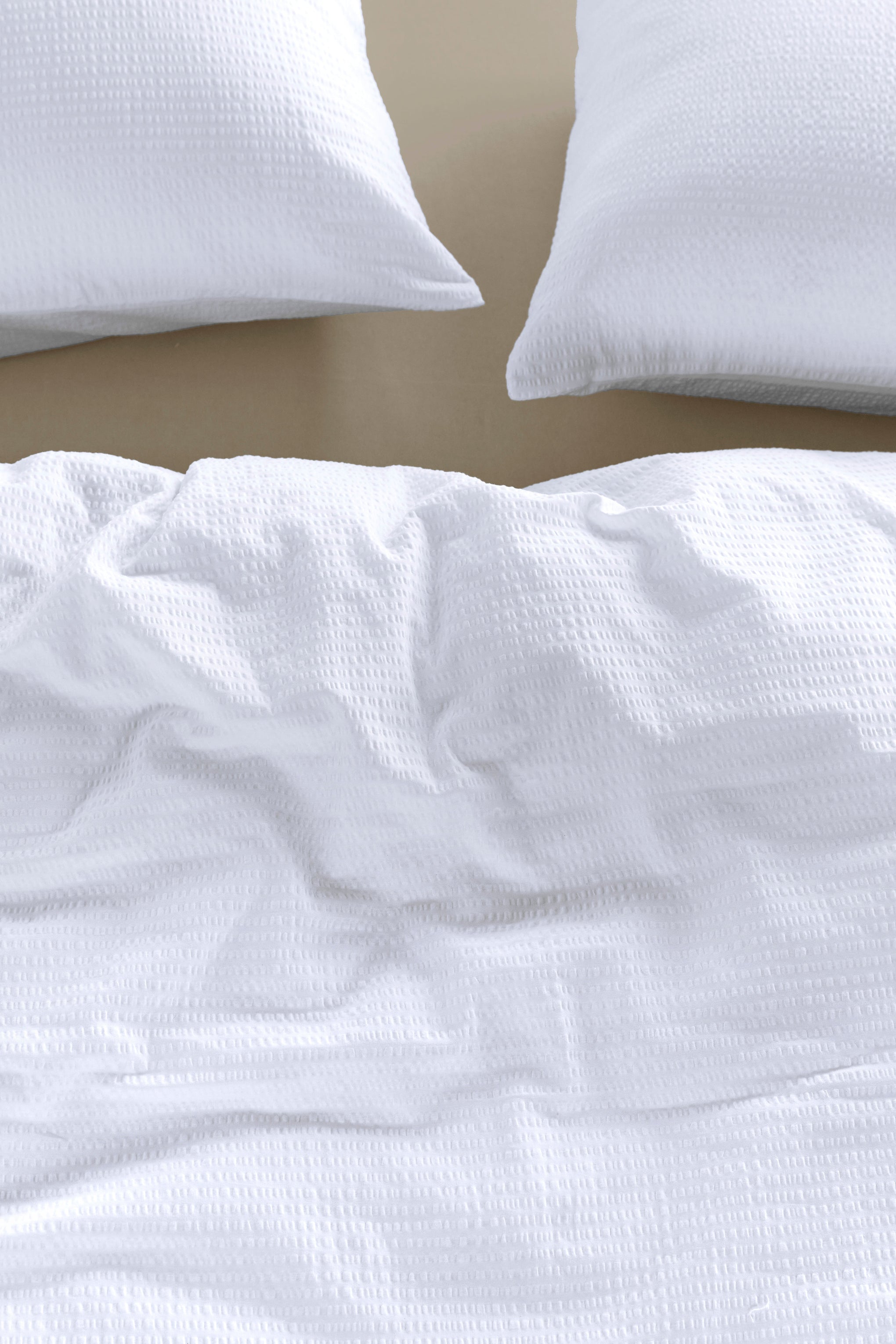 Bedding House Summer White Seersucker Quilt Cover Set Bedding House