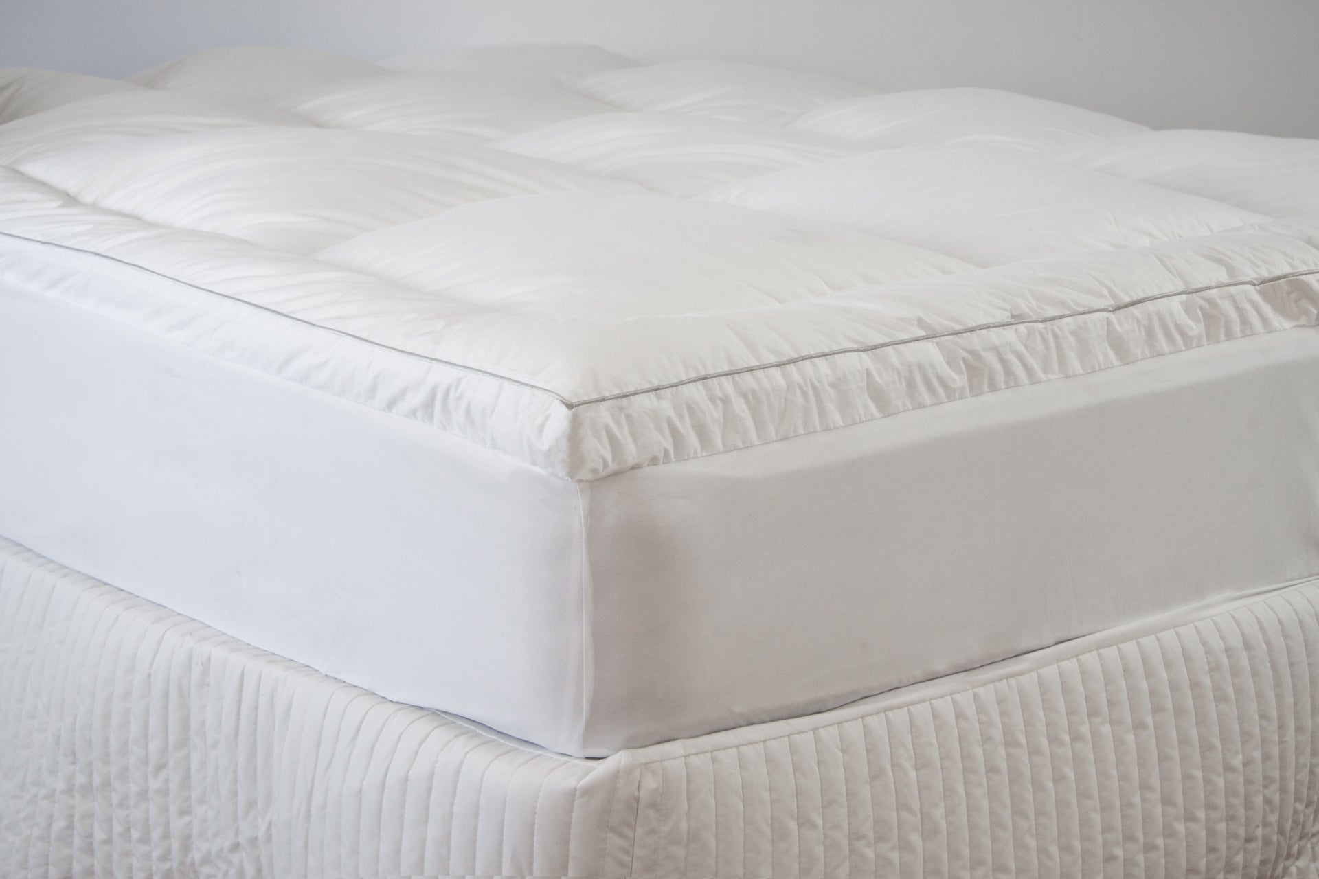 ARDOR "2800GSM STANDARD MICROFIBRE" MATTRESS TOPPER - Standard Ardor Bedding