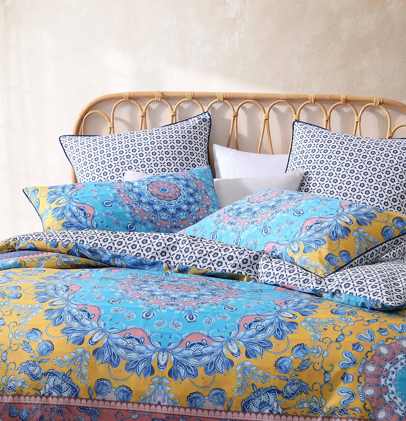 Logan & Mason 100% COTTON AVILA BLUE QUILT COVER SET Logan & Mason
