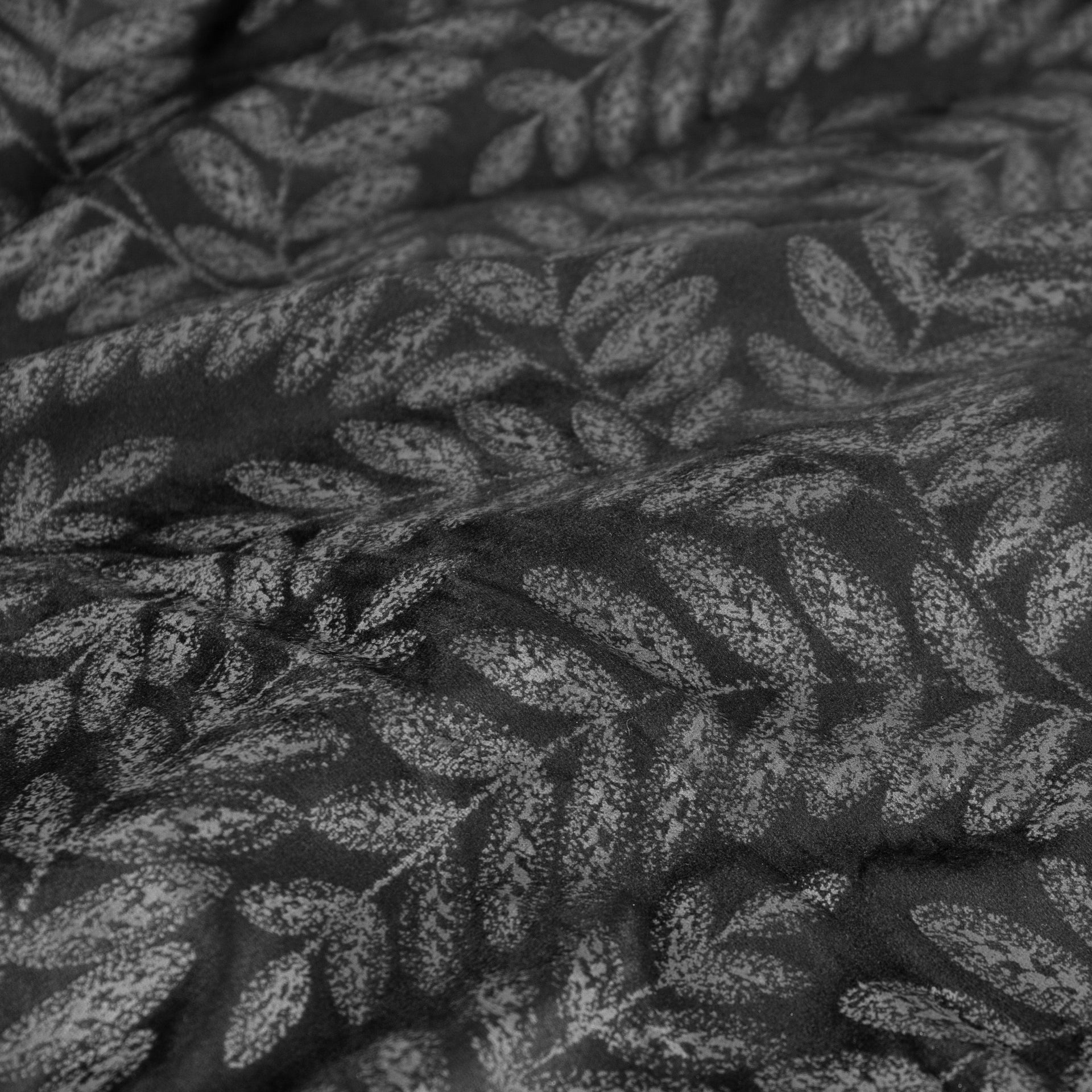 INTERFAB | ARDOR BOUDOIR "Rui" EMBOSSED VELVET QUILT COVER SET INTERFAB