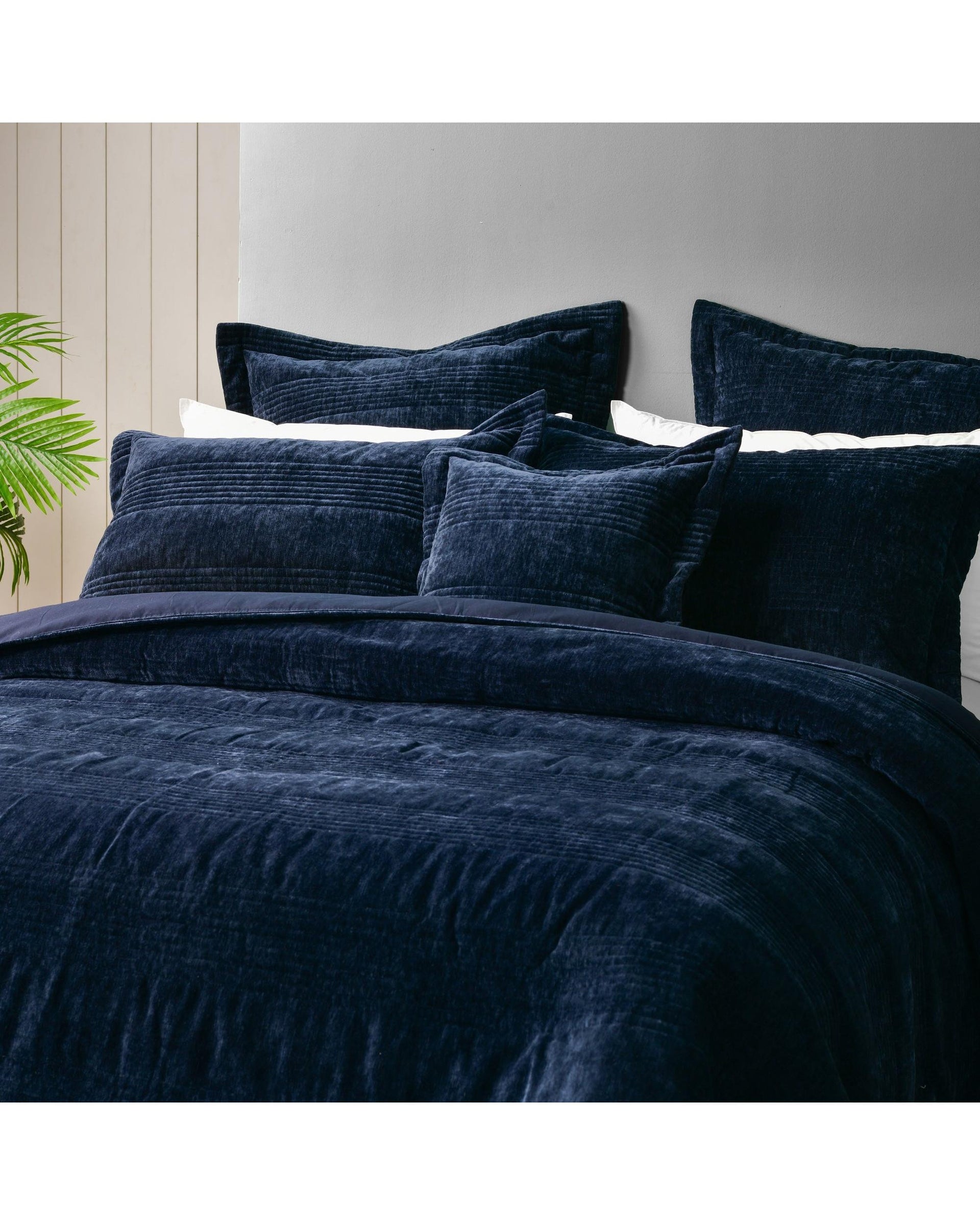 Bianca Bedding Cyrano INDIGO Coverlet Set
