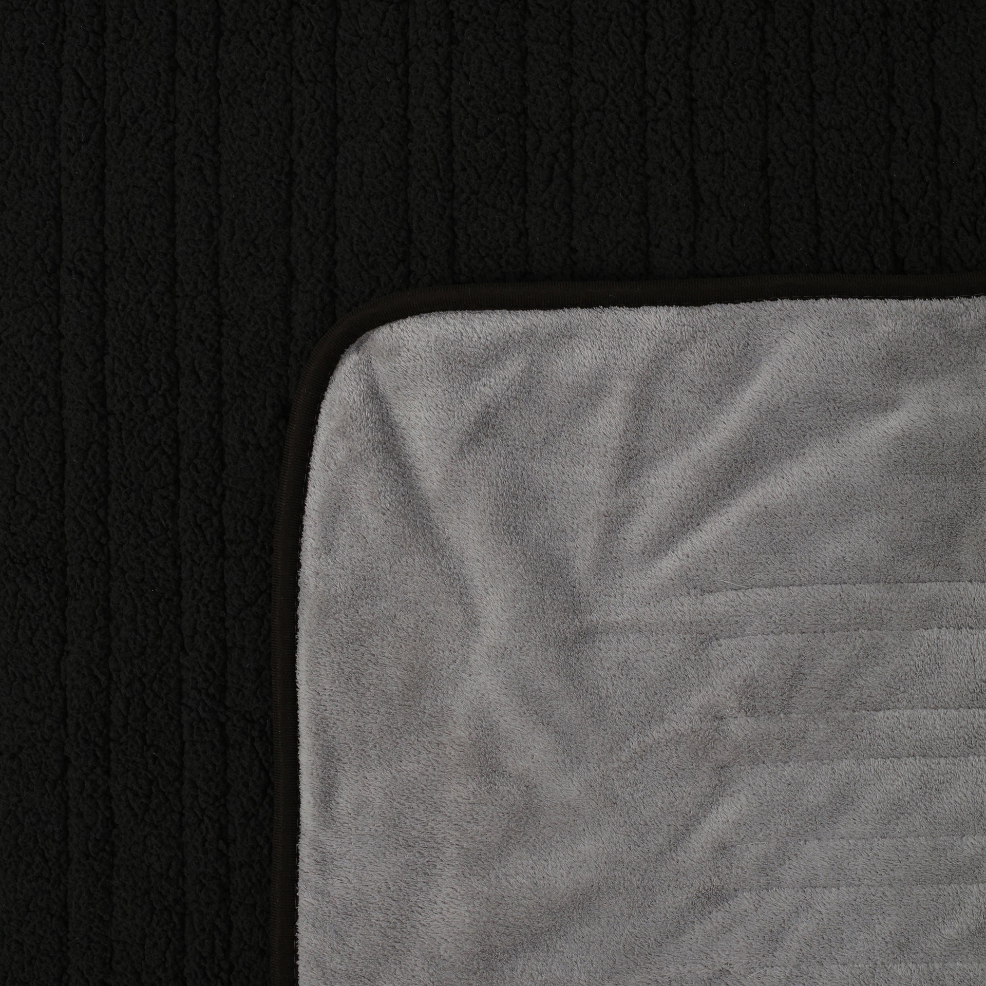 Dreamaker Eve Reversible Sherpa & Coral Fleece Heated Throw Charcoal & Silver 180X200Cm