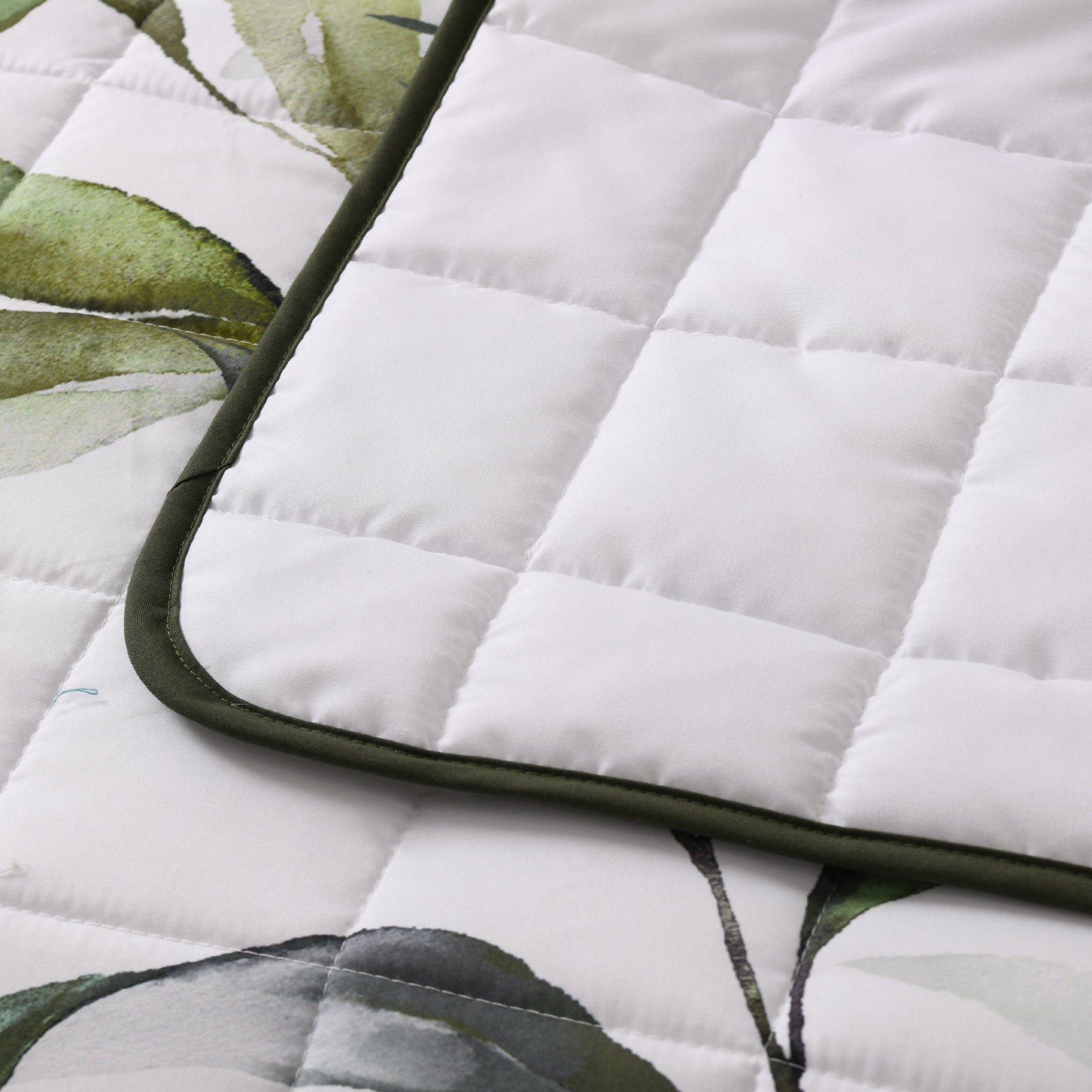 Bianca Bedding Linden Forest Green Polyester Coverlet Set
