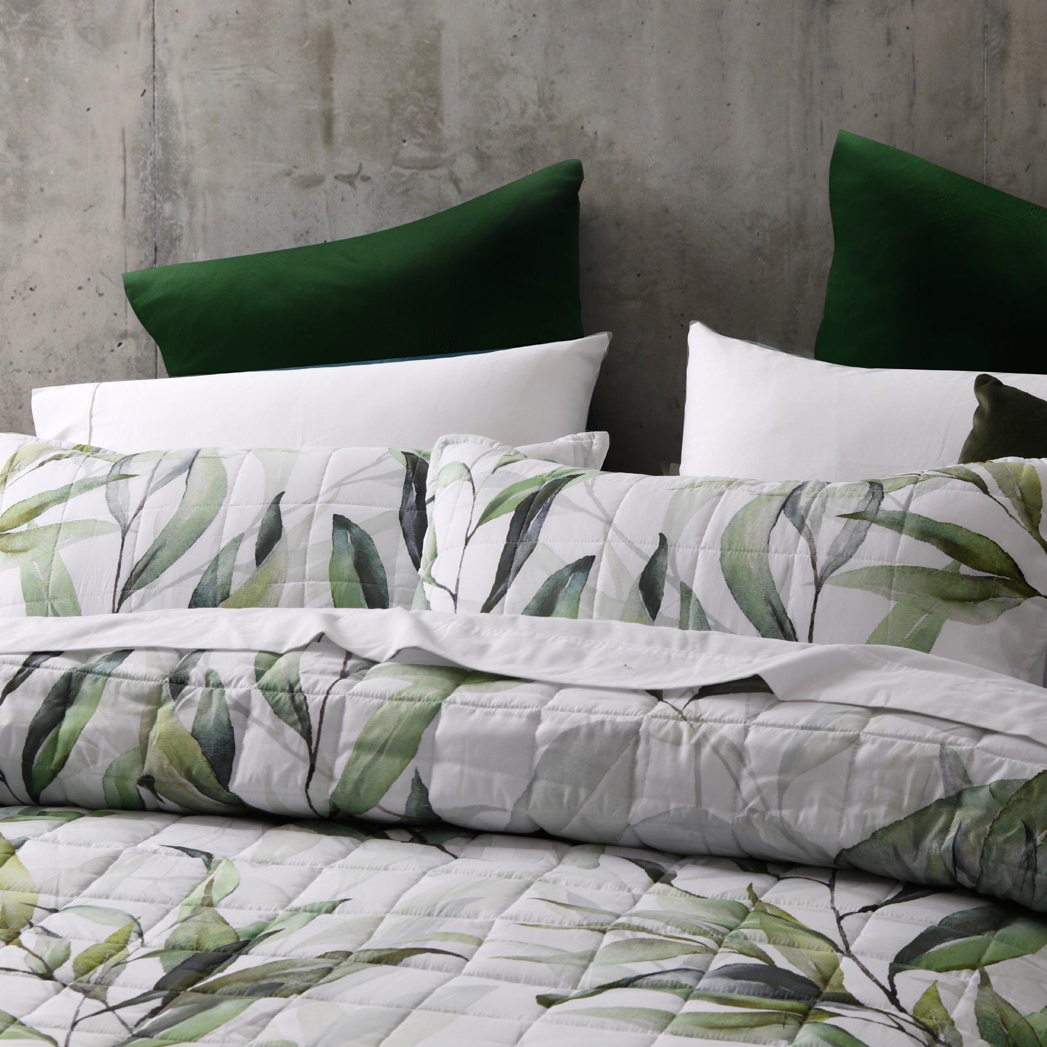 Bianca Bedding Linden Forest Green Polyester Coverlet Set