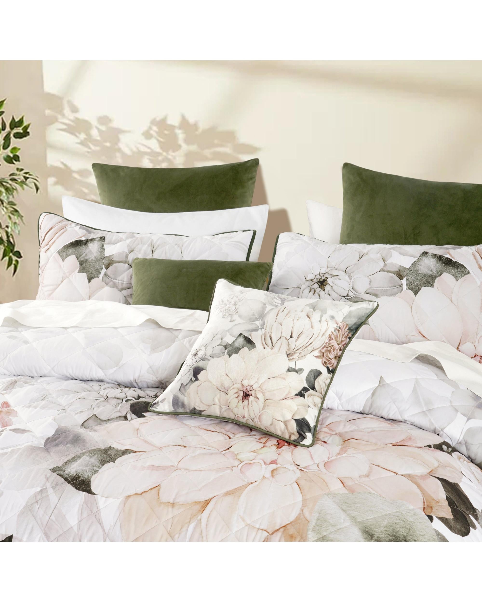 Bianca Bedding Giselle WHITE Coverlet Set