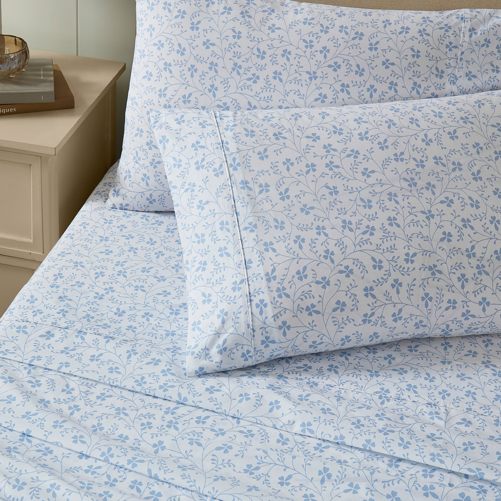 LAURA ASHLEY CAMPION SHEET SET - SEASPRAY BLUE