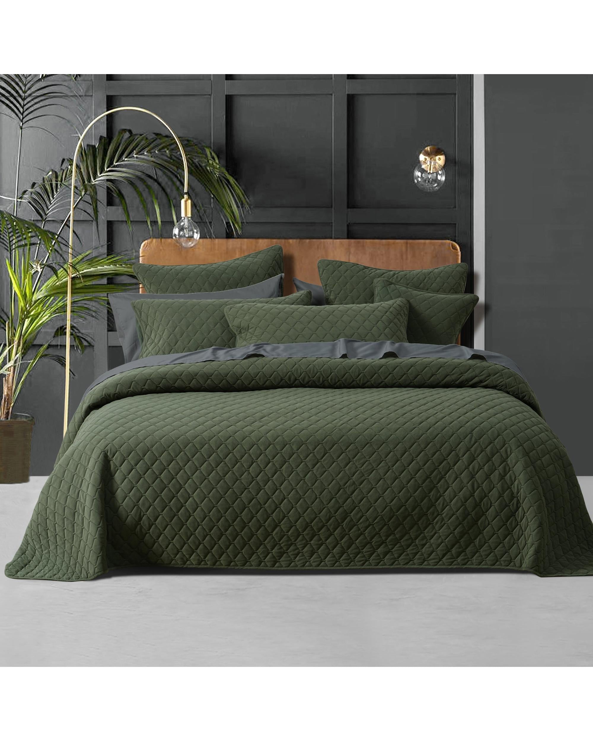 Bianca Bedding LESTER White Polyester Coverlet Set Bianca Bedding