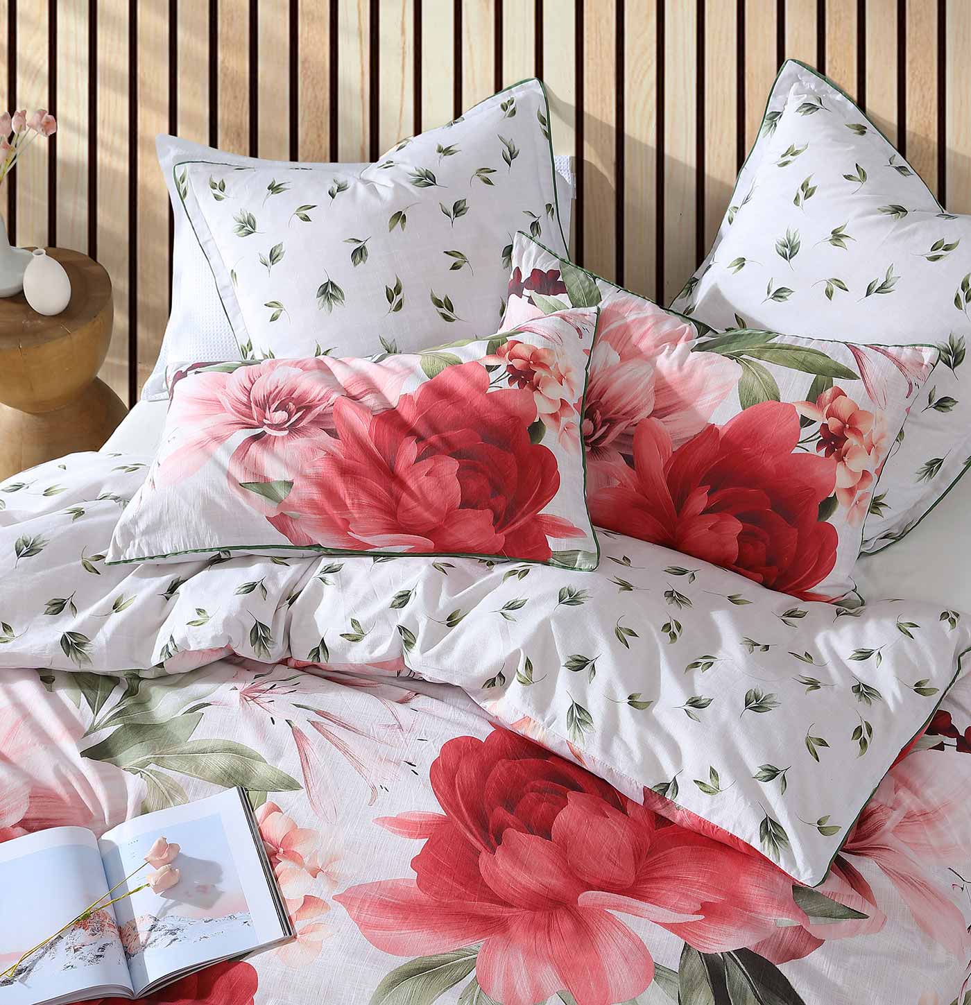 Logan & Mason PHOEBE ROSE QUILT COVER SET Logan & Mason