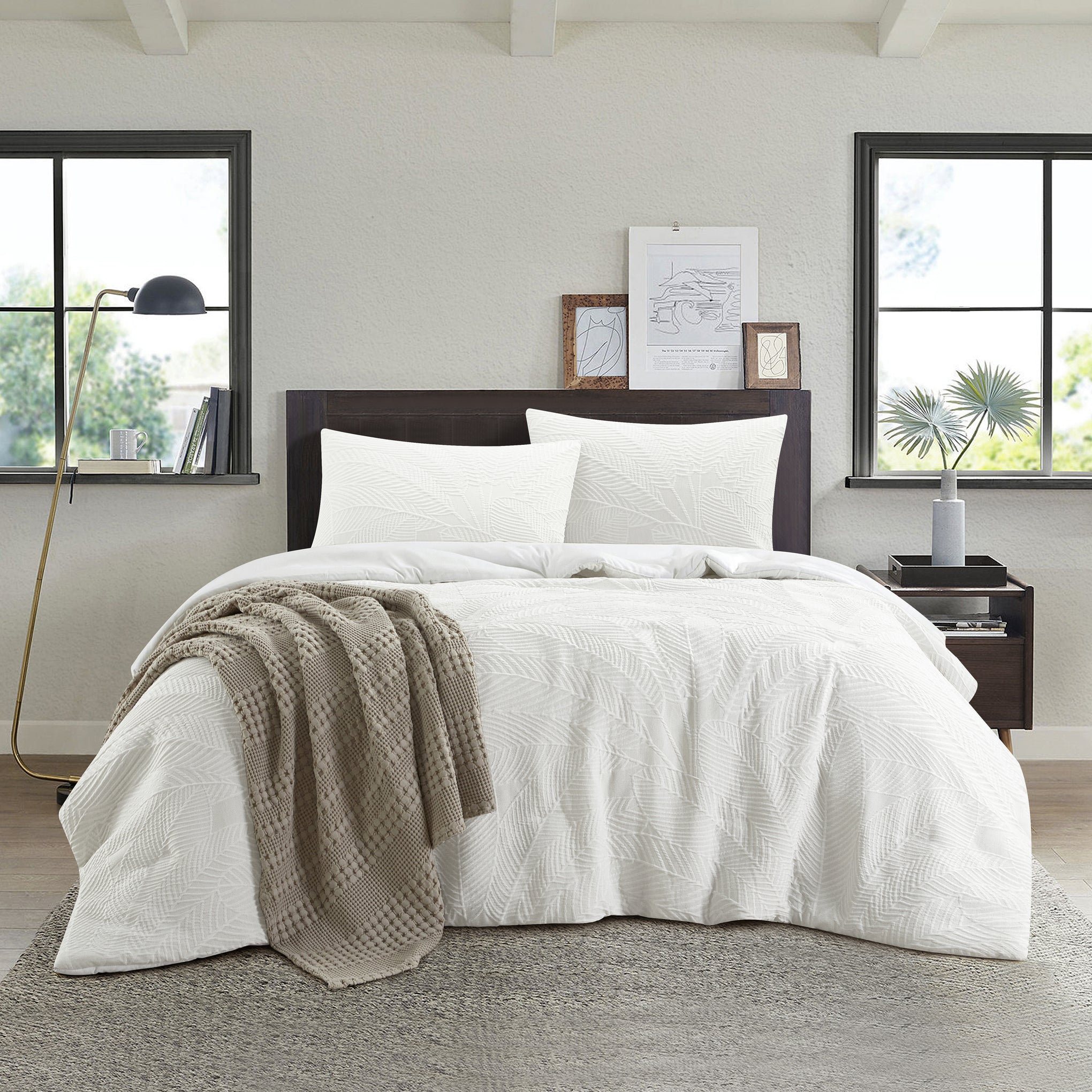 ODYSSEY LIVING | HALEIWA TEXTURED QUILT COVER SET